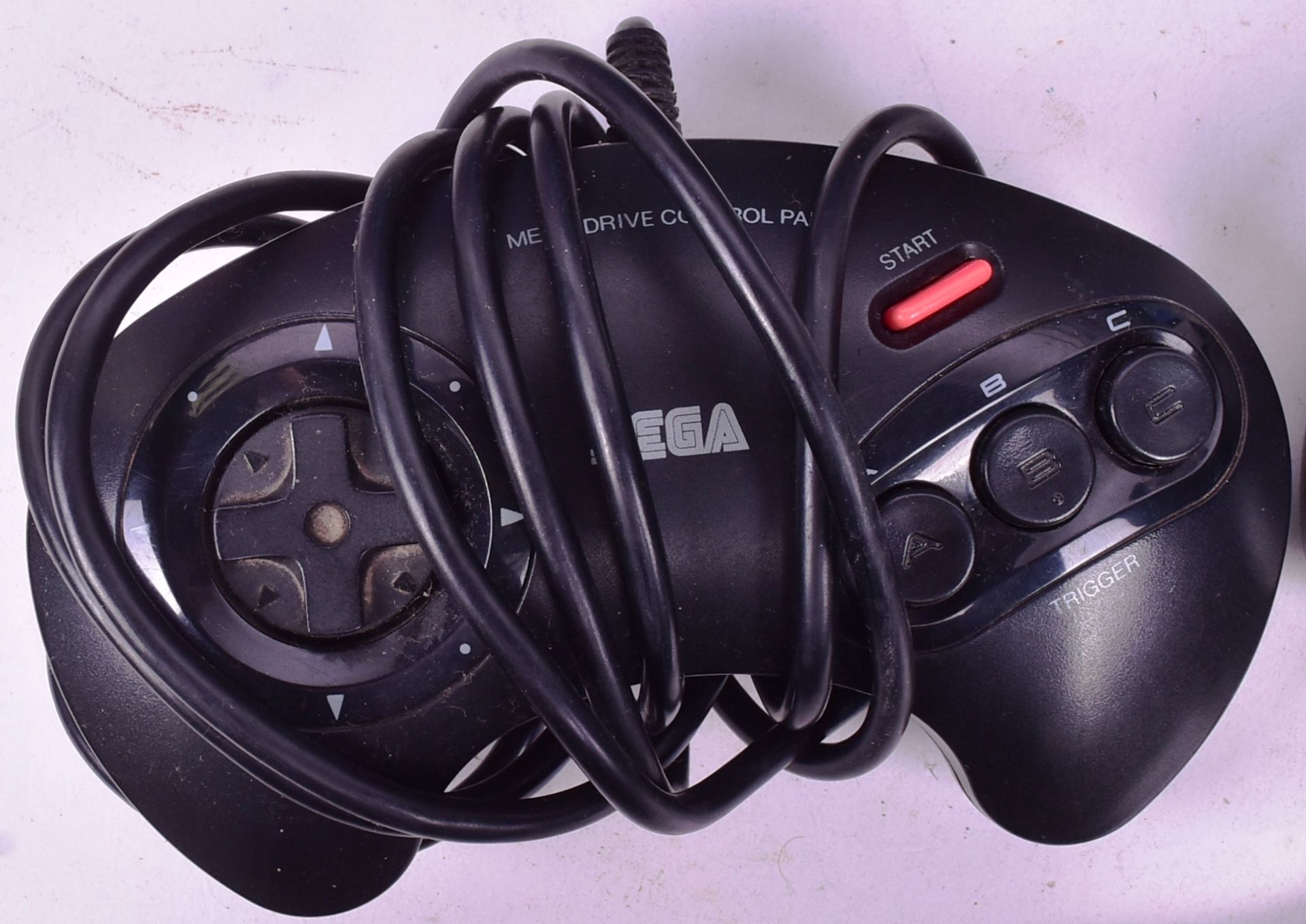 RETRO GAMING - VINTAGE SEGA MEGA DRIVE II PLUS GAMES - Bild 6 aus 7