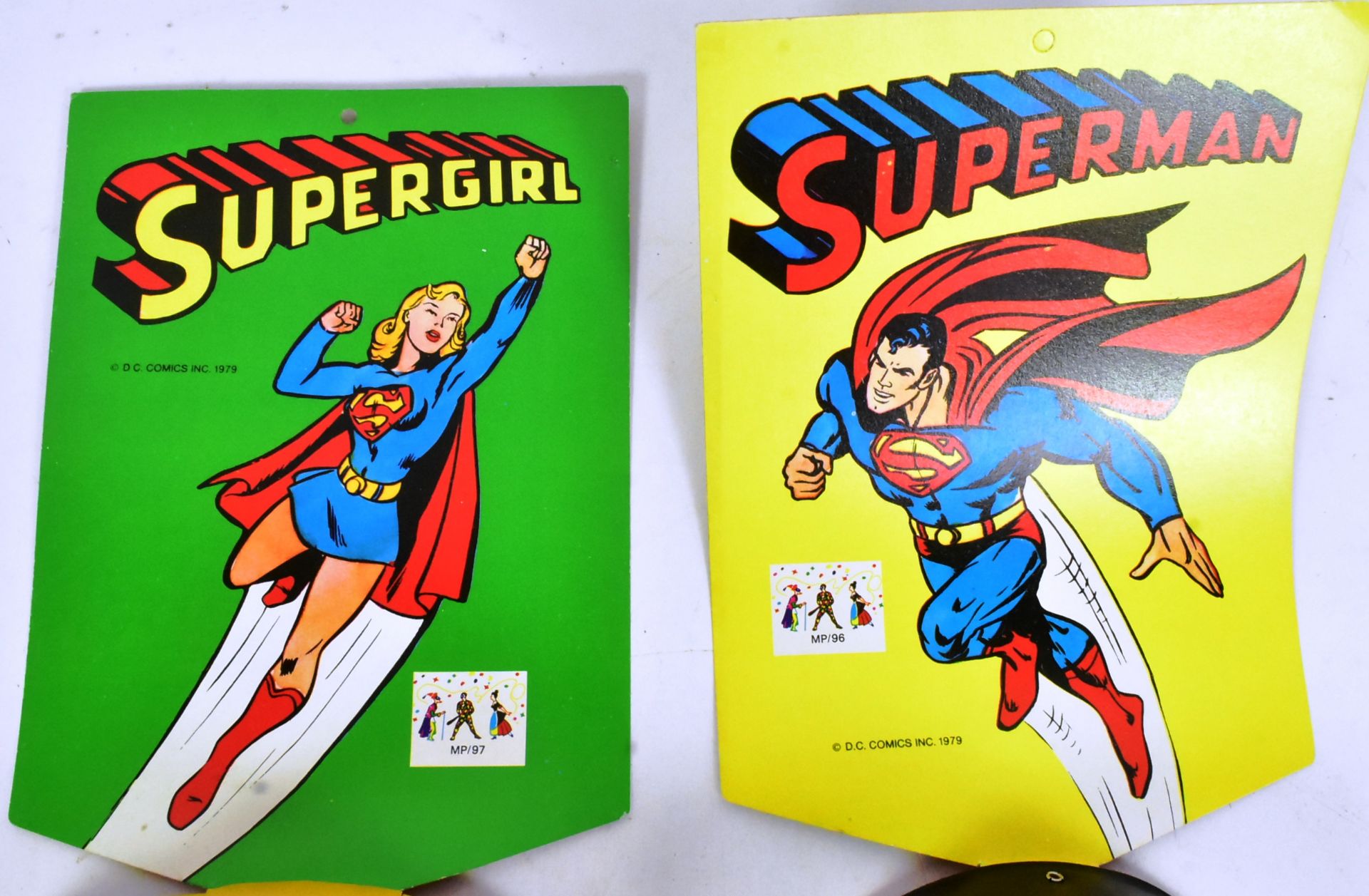 DC COMICS - SUPERGIRL & SUPERMAN - TWO VINTAGE PLAYSET MASKS - Bild 4 aus 5