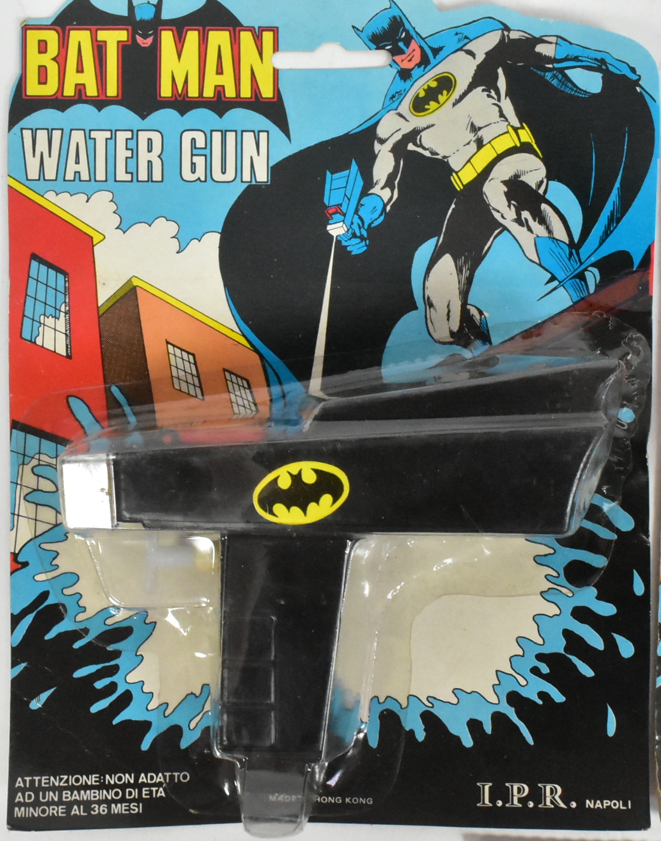 DC COMICS - VINTAGE RACK PACK WATER PISTOLS & PIN BADGE - Image 2 of 4