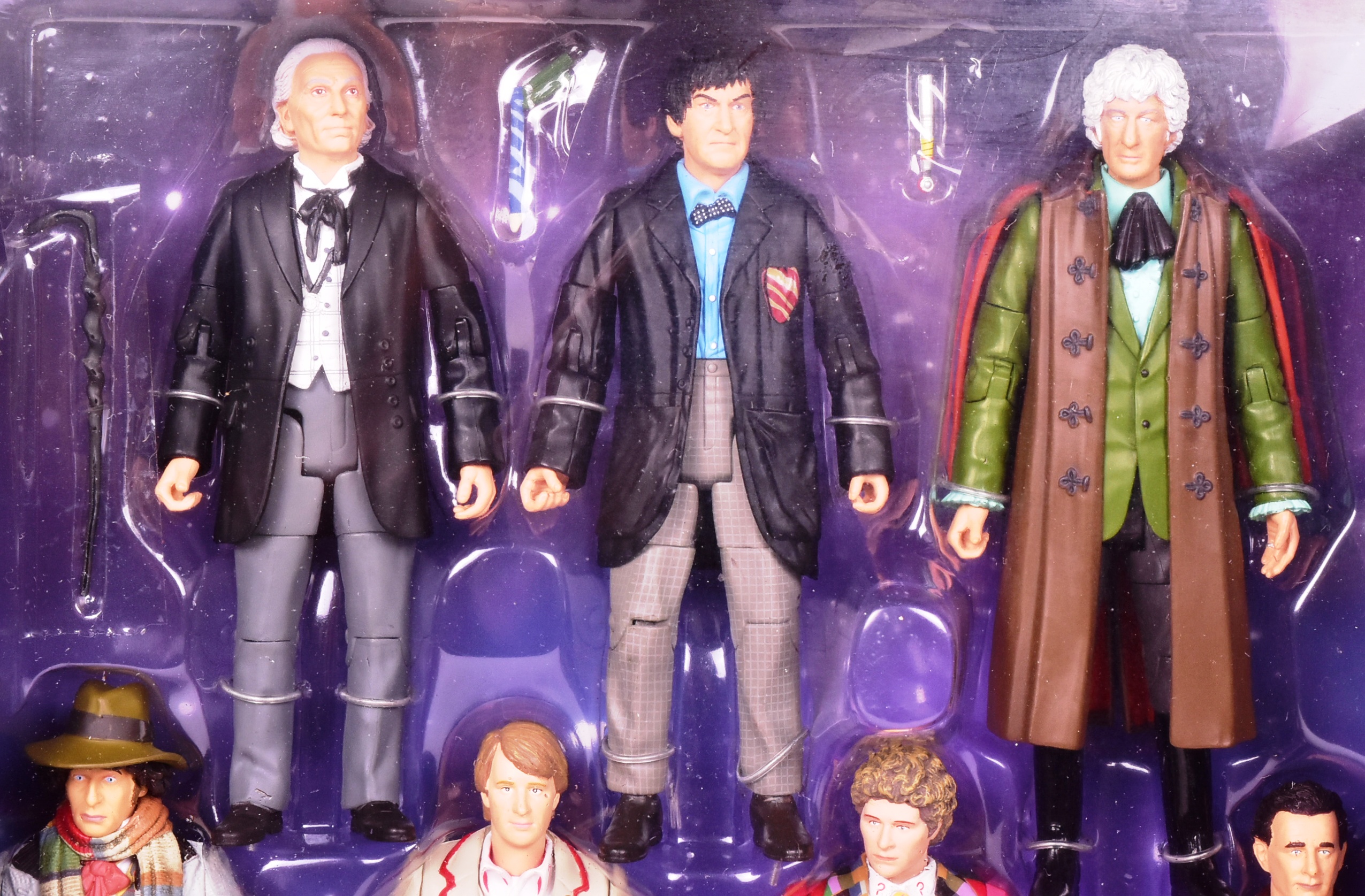 DOCTOR WHO - CHARACTER OPTIONS - ELEVEN DOCTOR FIGURE SET - Image 3 of 5