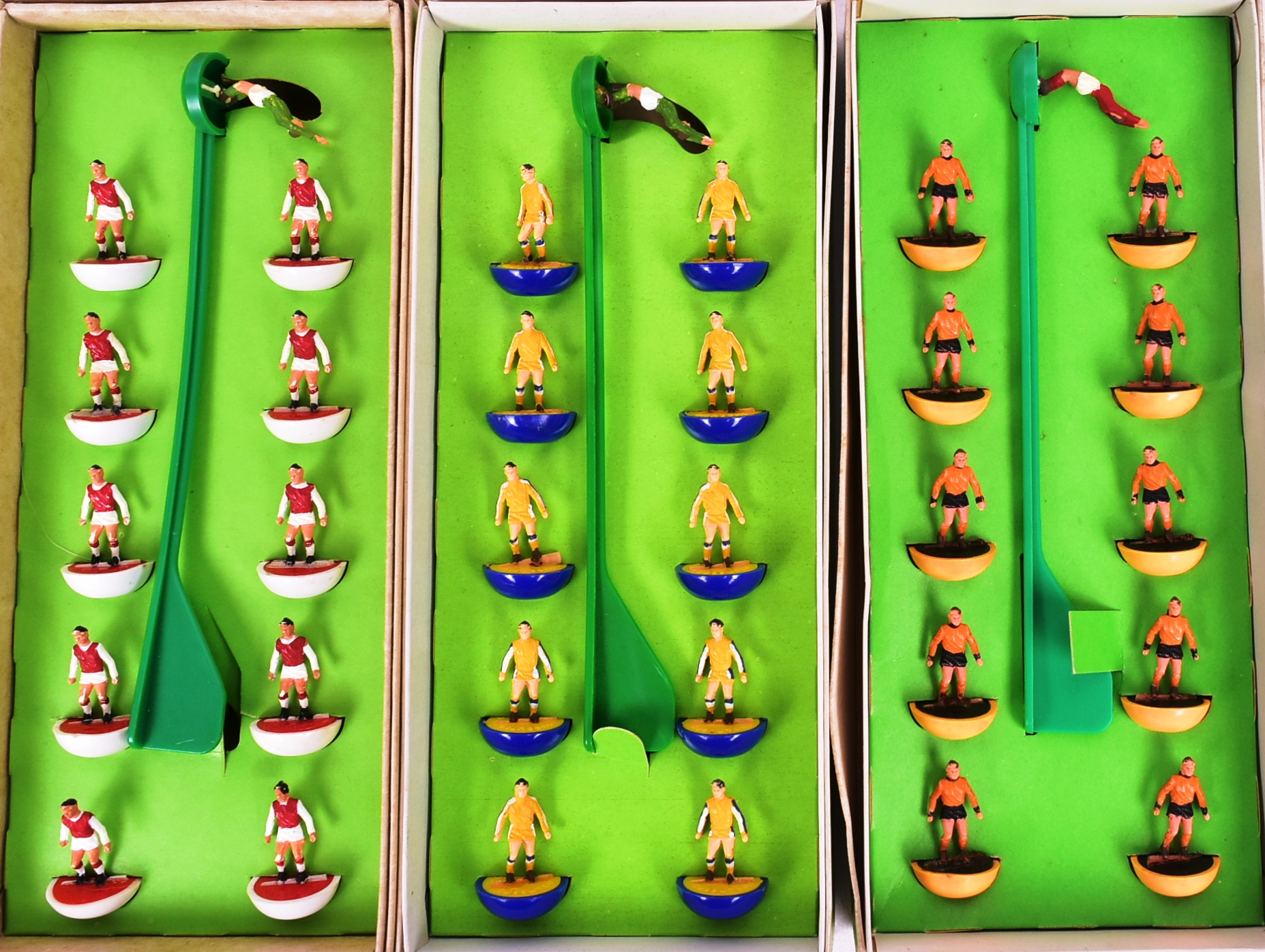 SUBBUTEO - X8 VINTAGE SUBBUTEO FOOTBALL TEAMS - Image 5 of 5