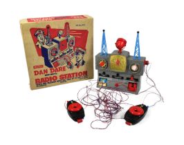 RETRO TOYS - MERIT DAN DARE SPACE CONTROL RADIO STATION