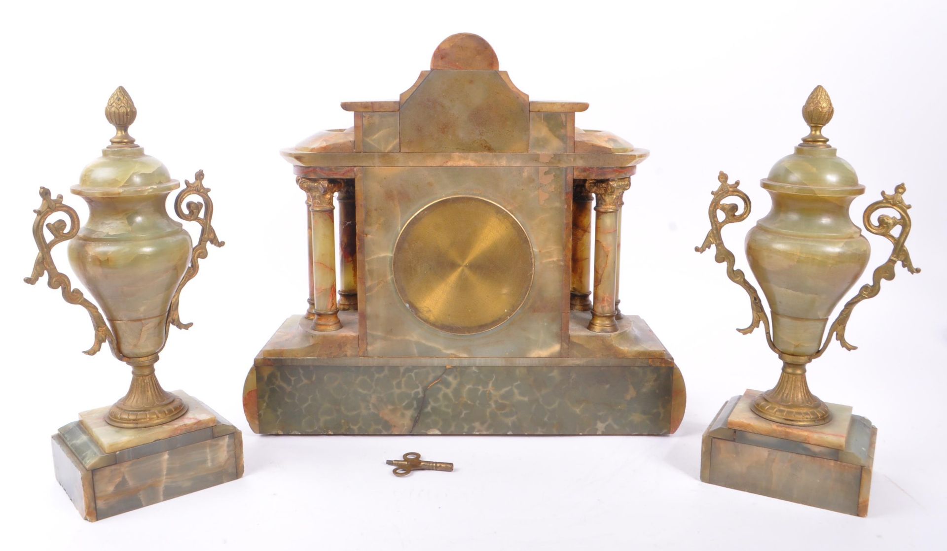 19TH CENTURY MARBLE ONYX MANTLE CLOCK GARNITURE - Image 5 of 6