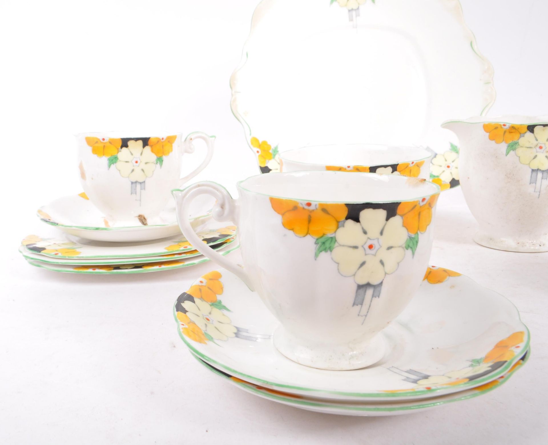 BELL CHINA - 1930S ART DECO PART TEA SERVICE - Image 3 of 5