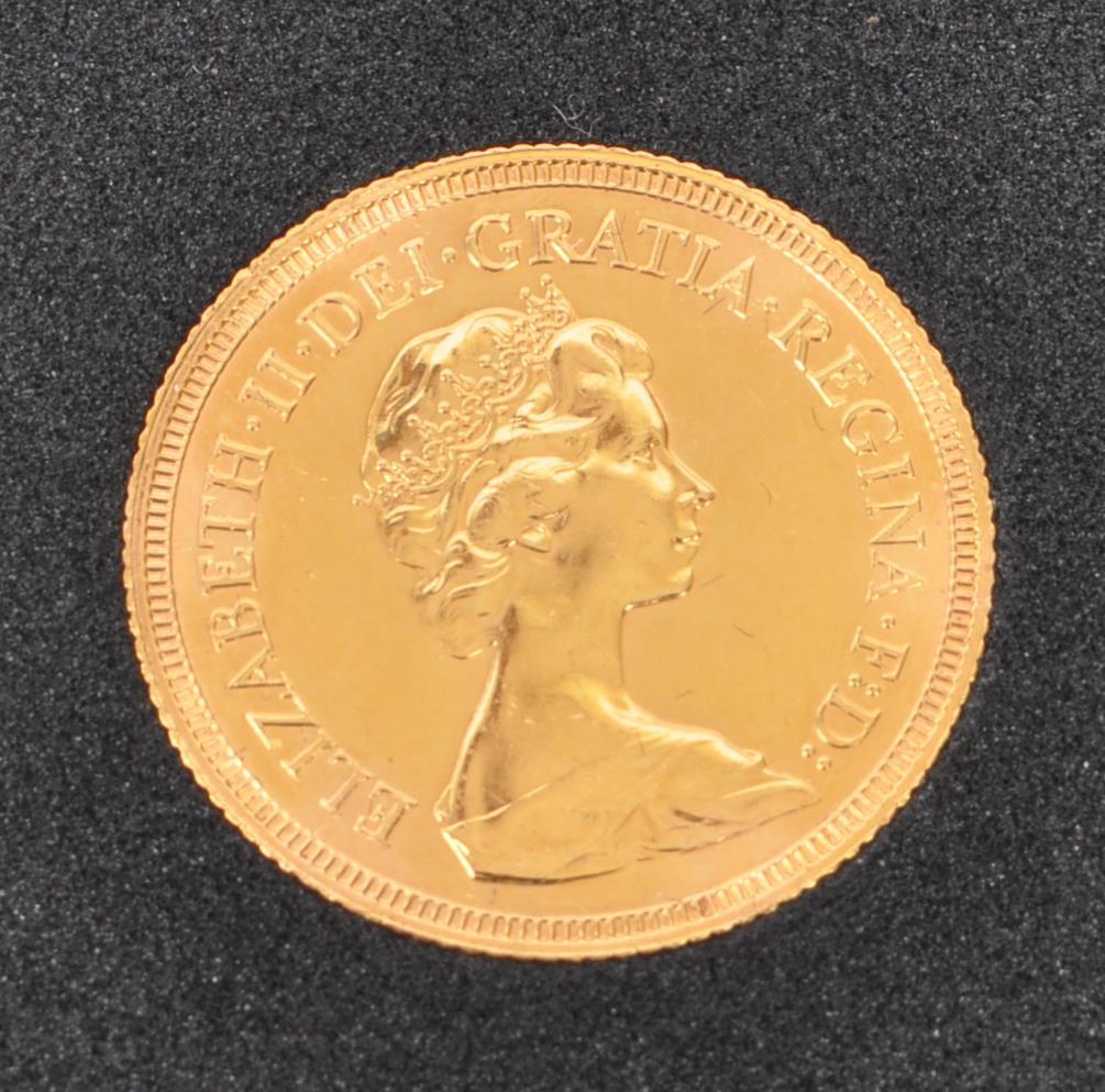 1981 ELIZABETH II 22CT GOLD FULL SOVEREIGN COIN - Image 3 of 3