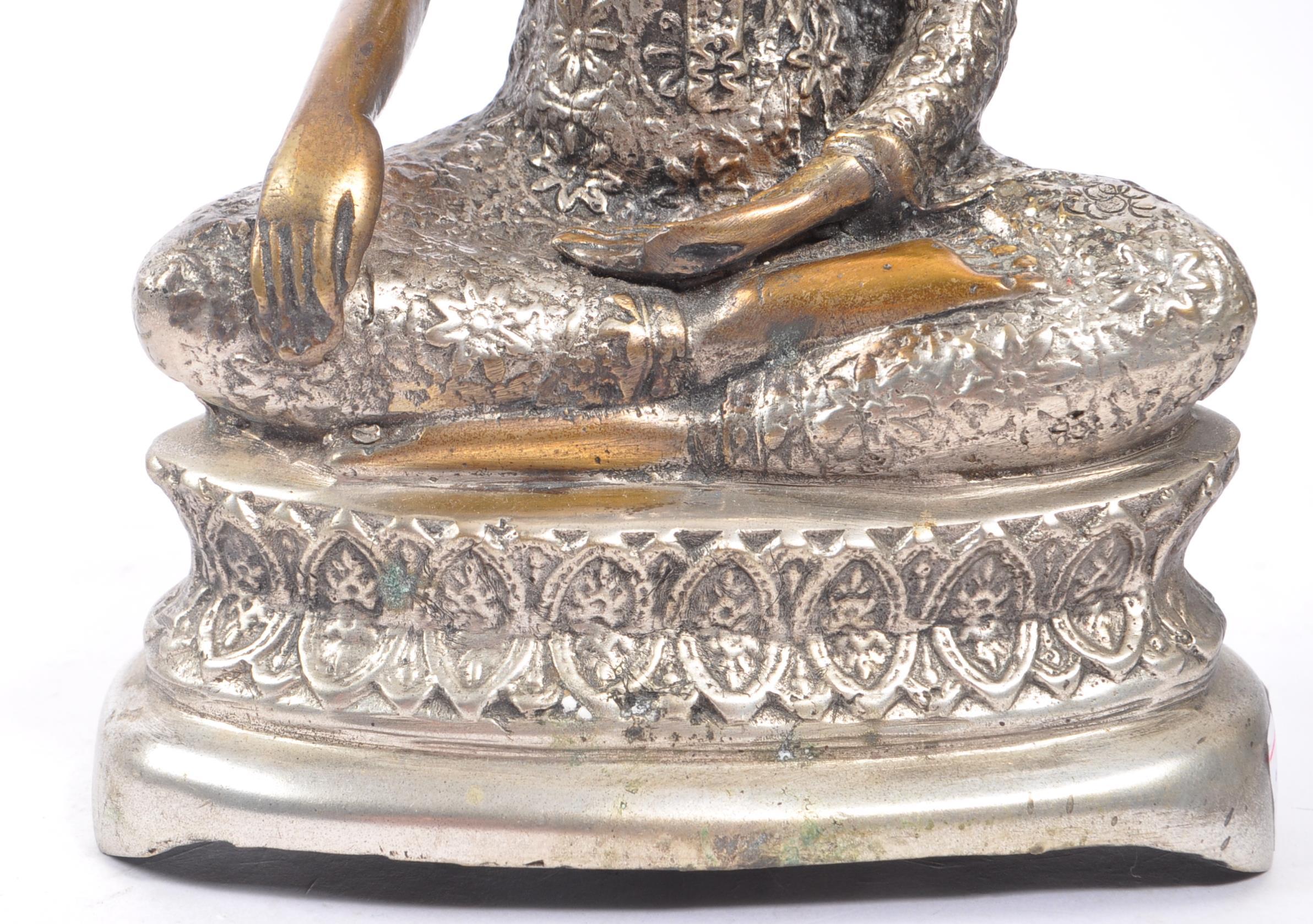 PAINTED GOLD AND SILVER BRONZE BUDDHA FIGURE - Image 6 of 7