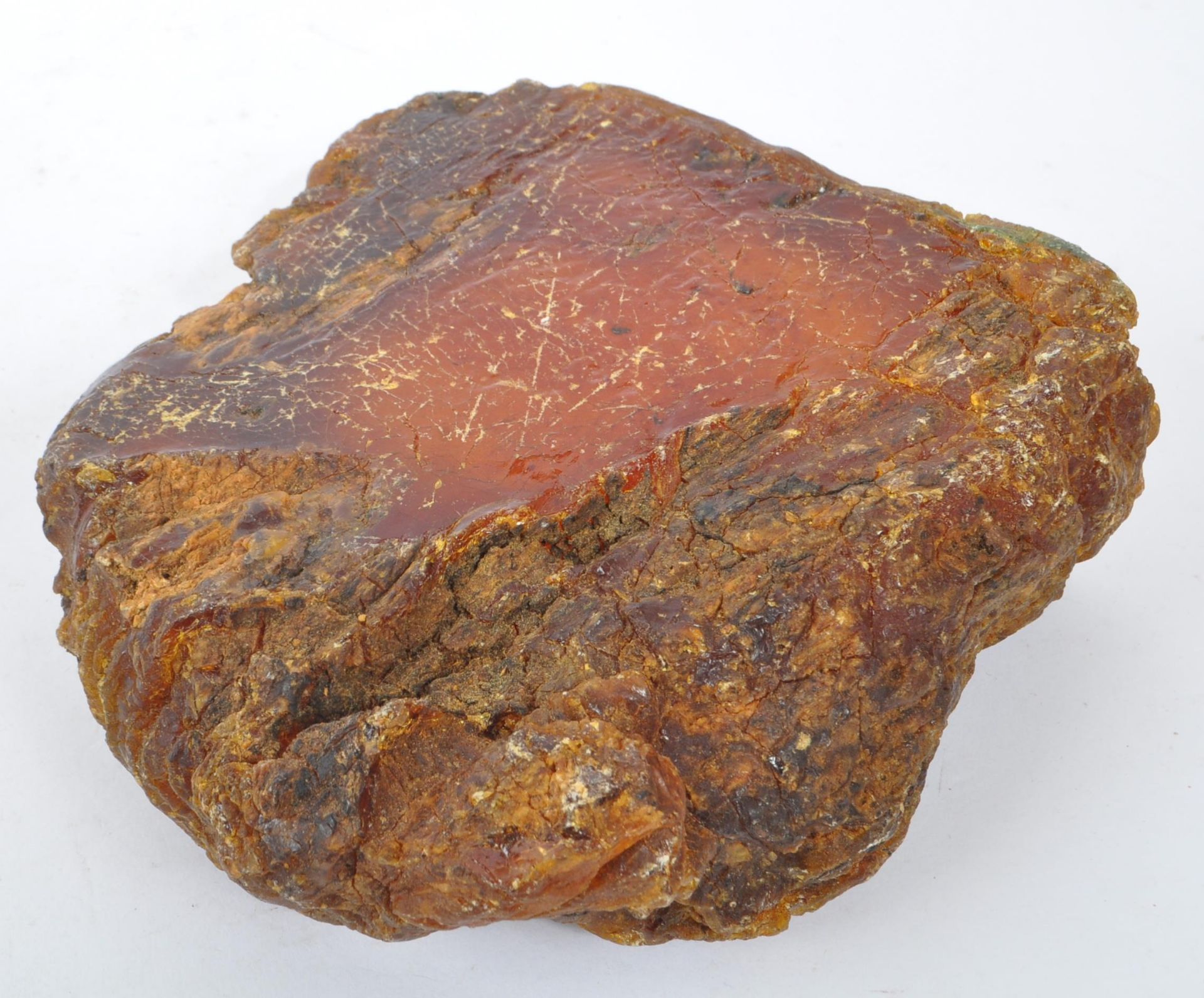 NATURAL HISTORY / GEOLOGICAL INTEREST - LARGE PIECE OF RAW AMBER - Bild 6 aus 6