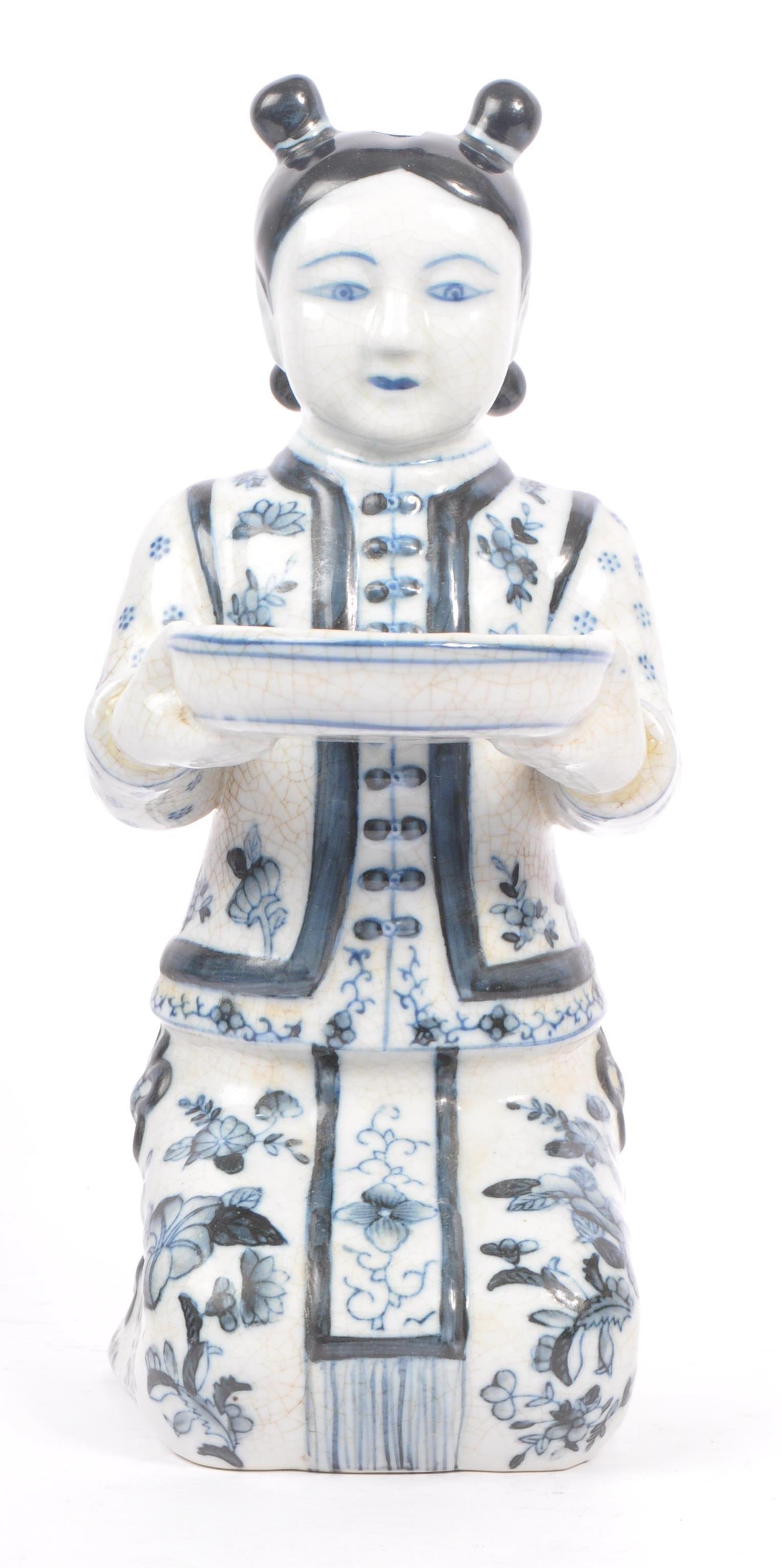 TWO 1920S CHINESE BLUE AND WHITE FIGURES HOLDING BOWLS - Image 2 of 9