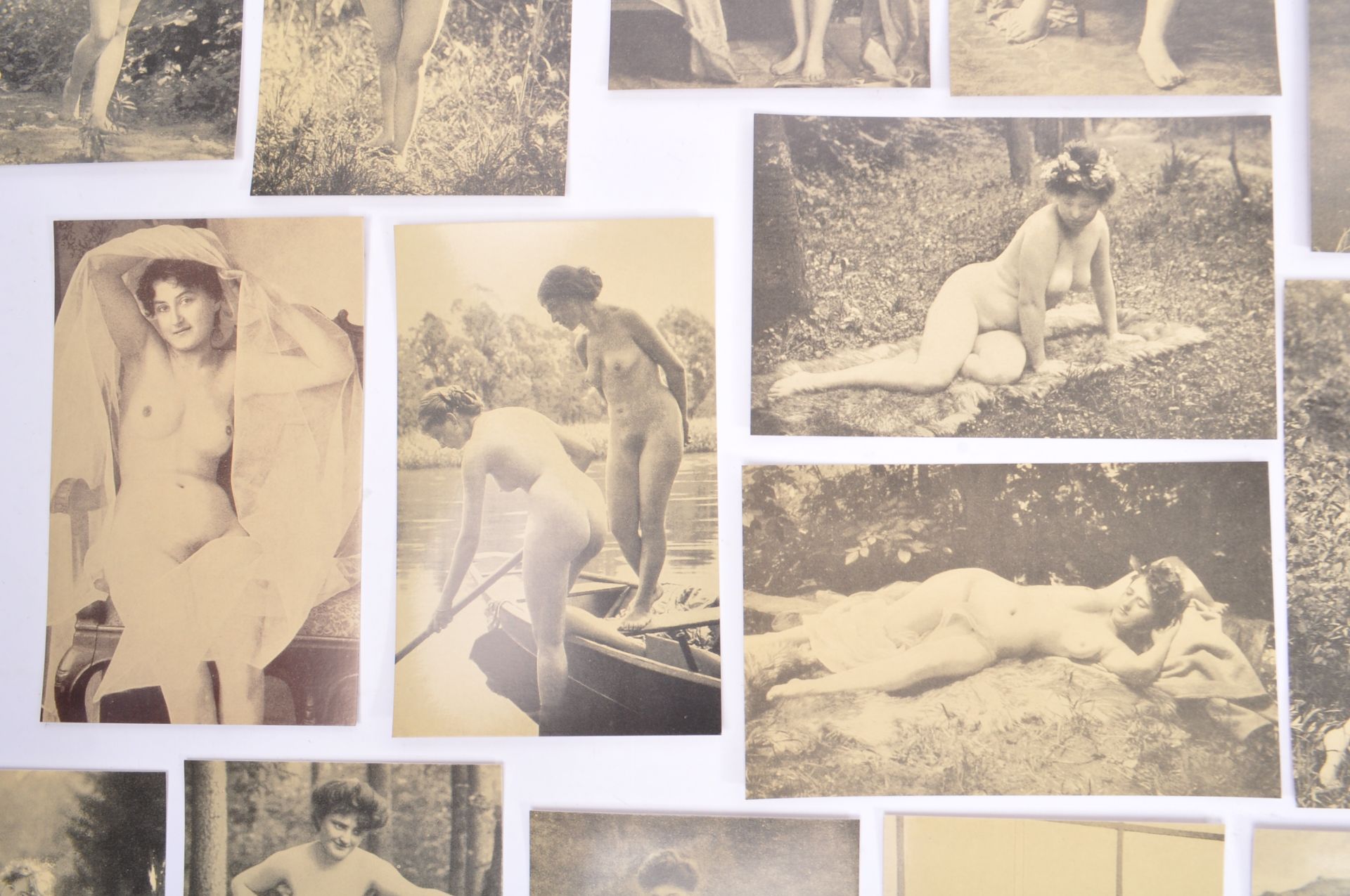 COLLECTION OF FRENCH EROTIC OUTDOOR NUDE POSTCARDS - Image 3 of 12