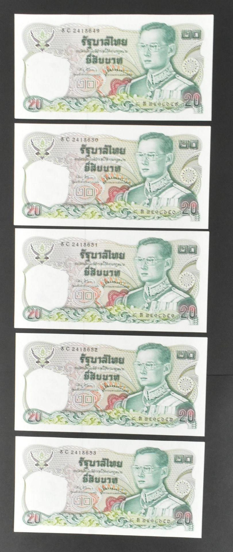 COLLECTION OF INTERNATIONAL UNCIRCULATED BANK NOTES - Image 9 of 36