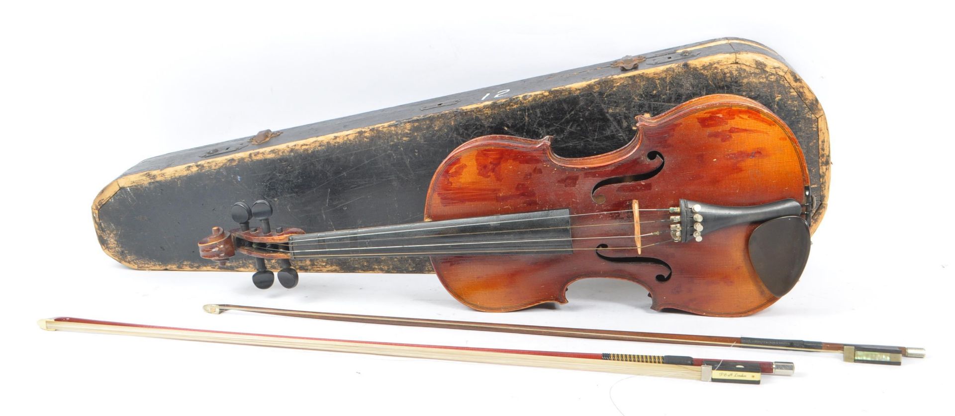 20TH CENTURY 4/4 VIOLIN WITH TWO BOWS AND CASE