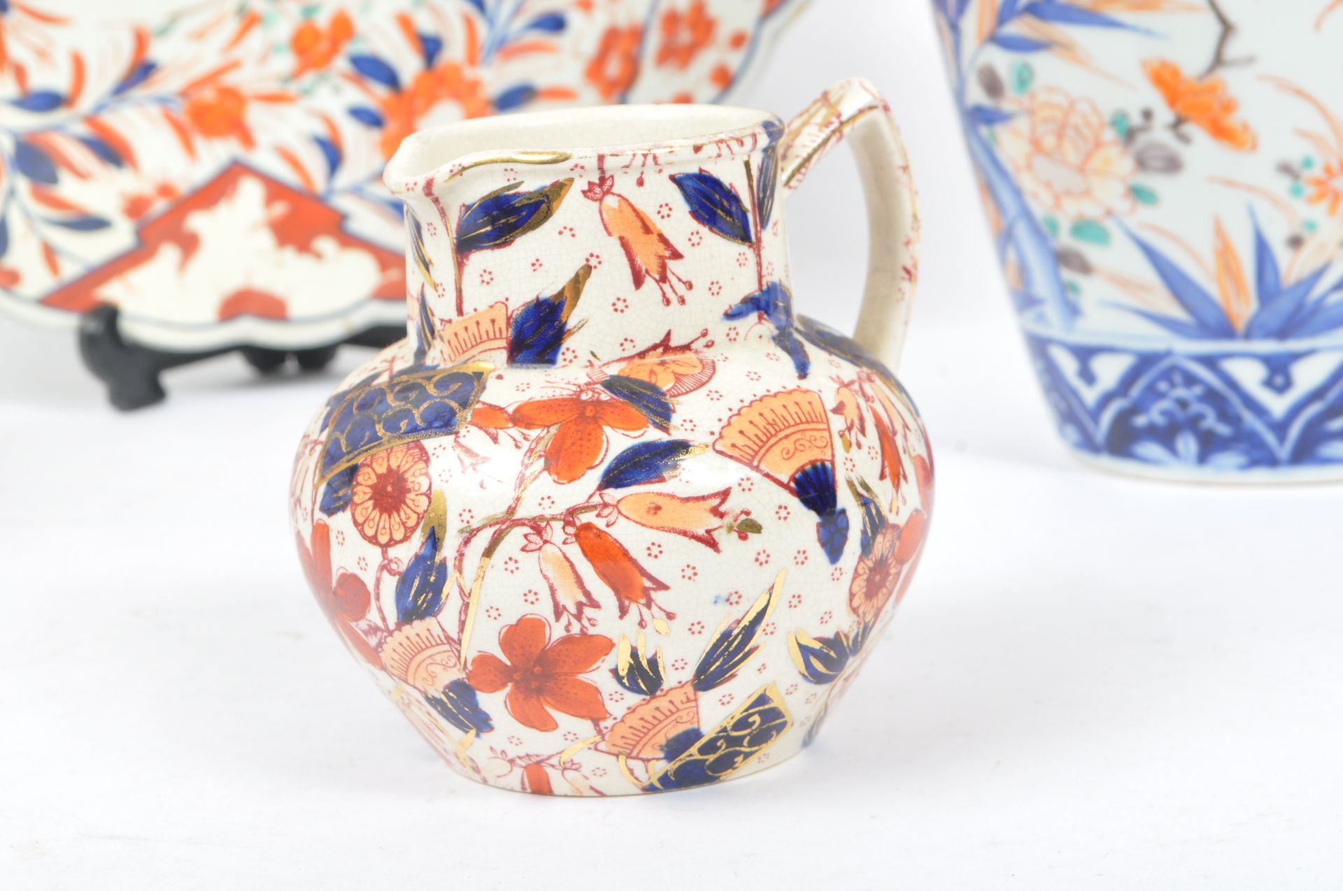 COLLECTION OF JAPANESE IMARI STYLE CERAMICS - Image 8 of 10