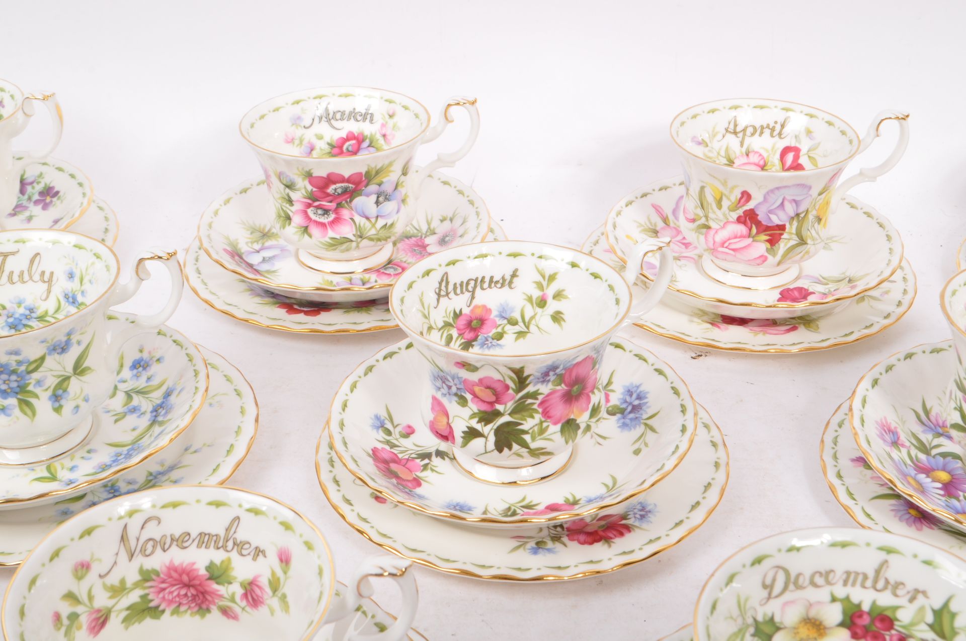 ROYAL ALBERT - FLOWER OF THE MONTH SERIES TEACUPS - Image 3 of 8