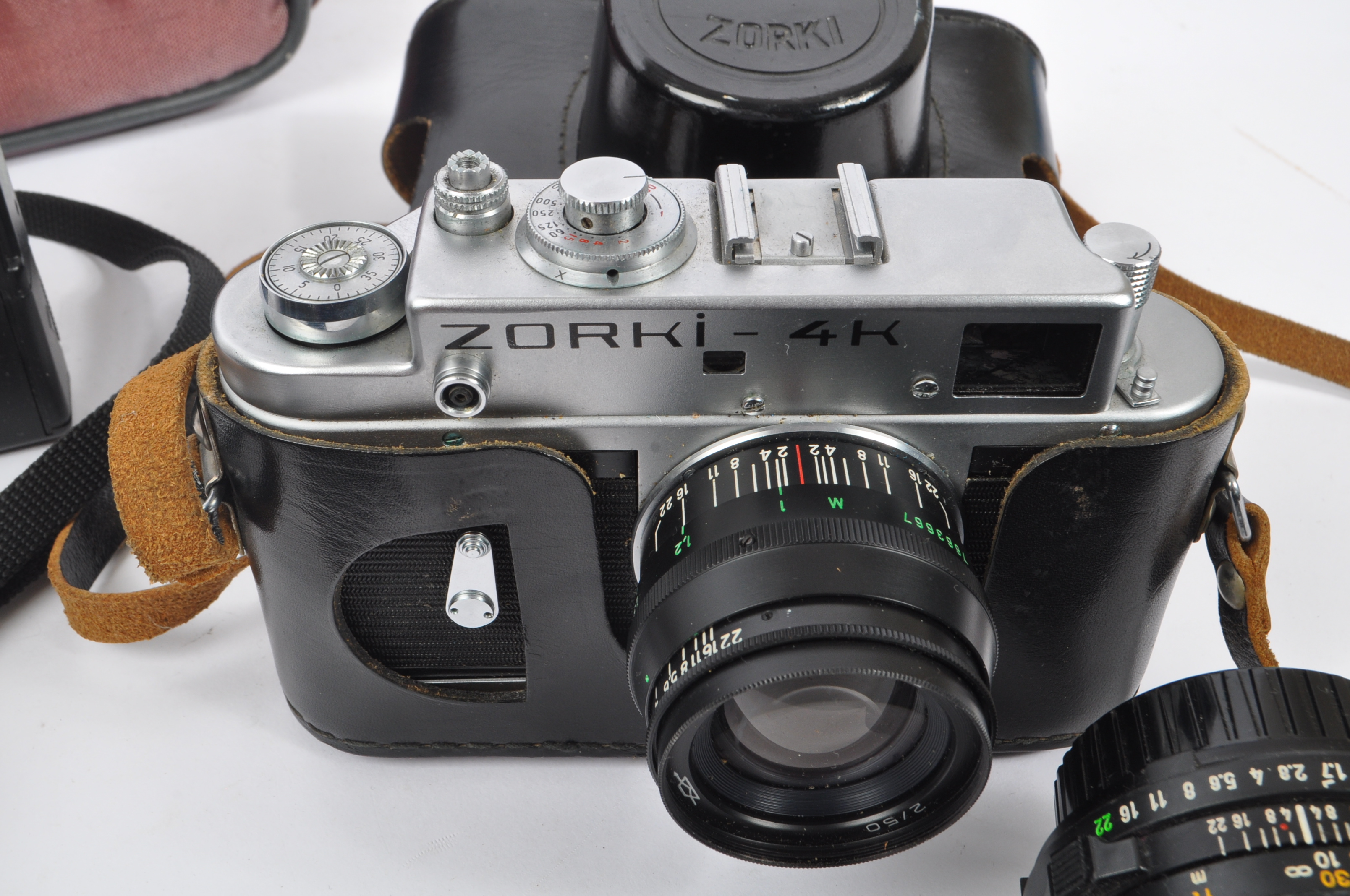 MINOLTA X700 CAMERA & A ZORKI 4K RANGEFINDER CAMERA - Image 5 of 9