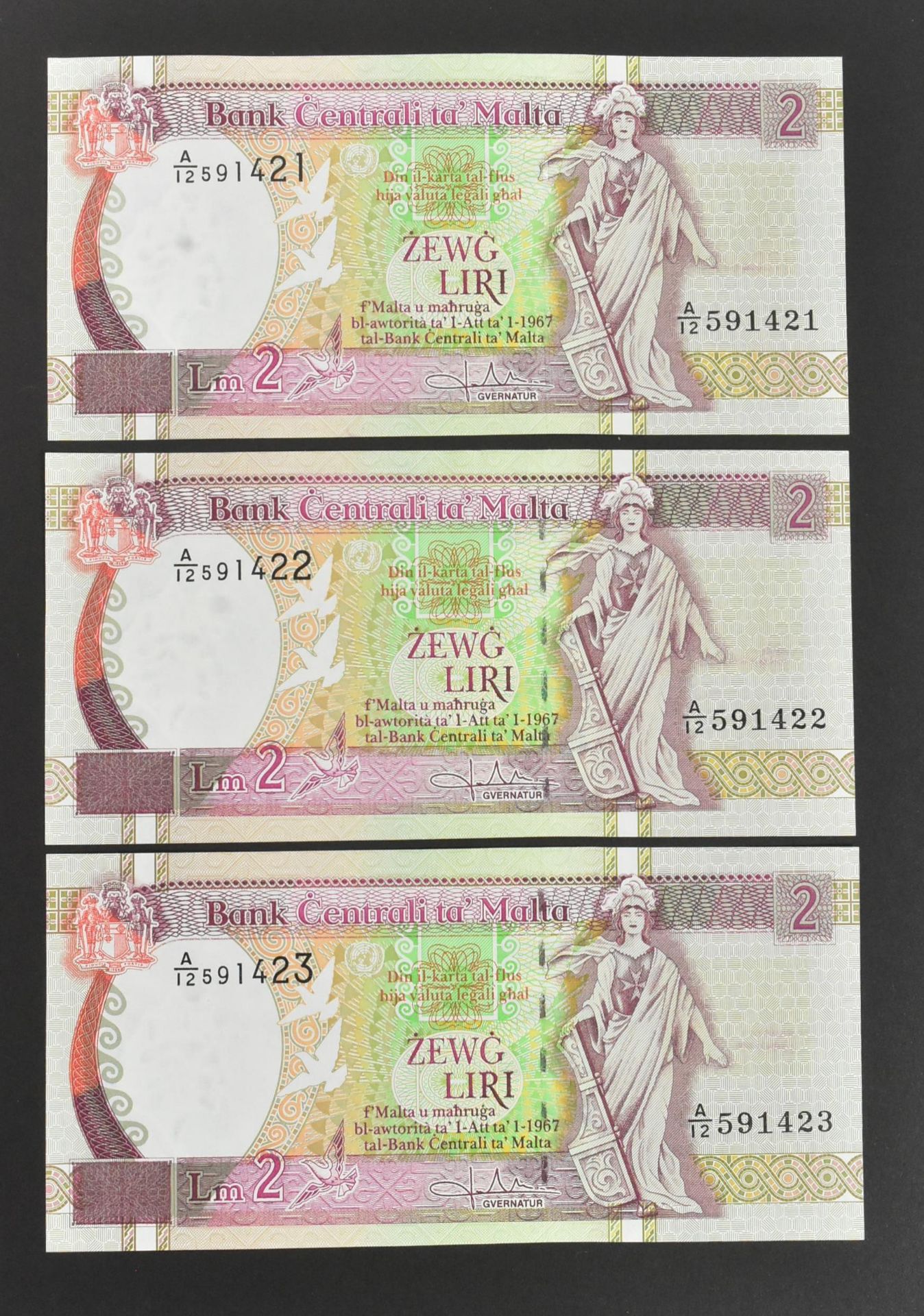 COLLECTION OF UNCIRCULATED BANK NOTES - EUROPEAN - Image 7 of 44