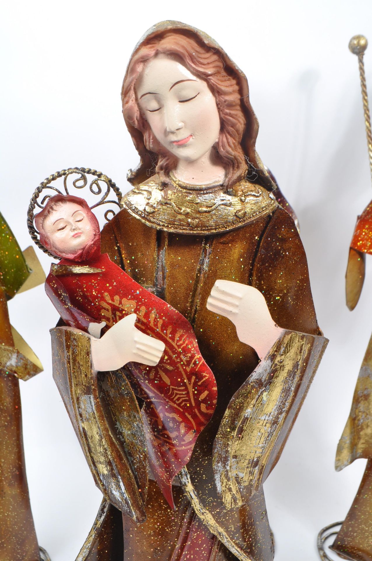 COLLECTION OF CHRISTMAS DECORATIONS RELIGIOUS FIGURES - Image 6 of 8