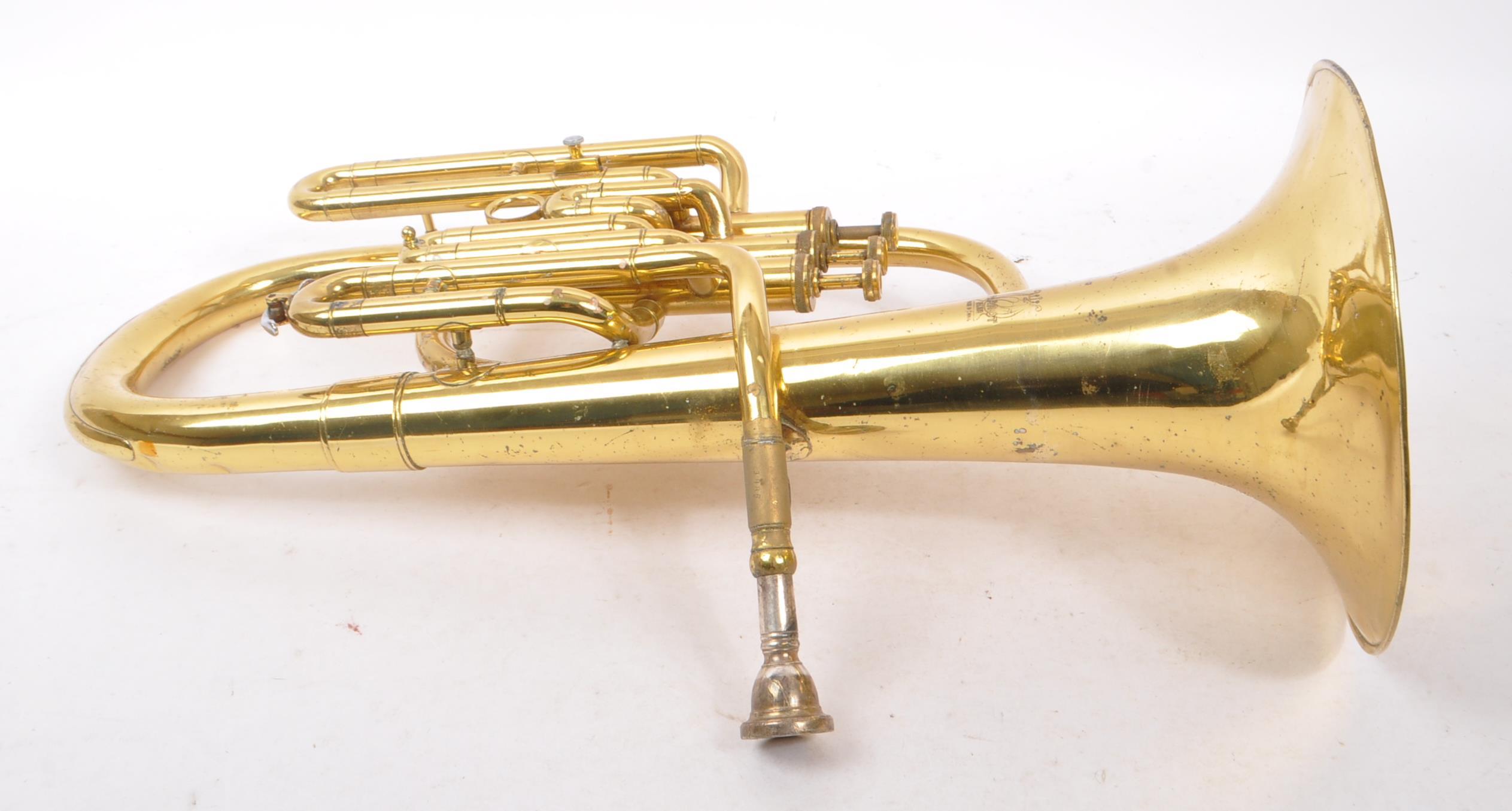 PARROT - VINTAGE 20TH CENTURY TENOR (ALTO) BRASS HORN - Image 8 of 8