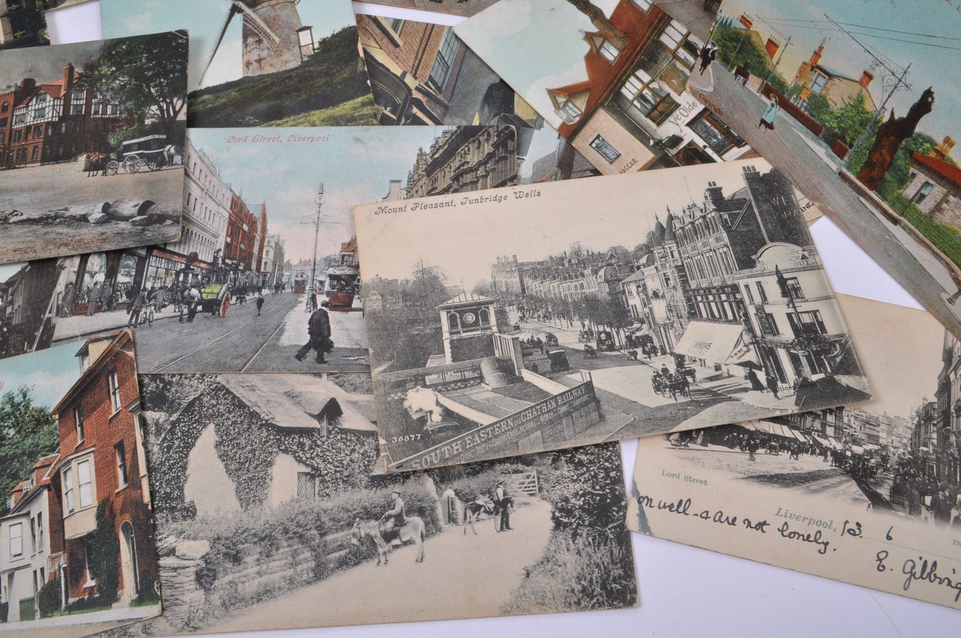 LARGE EXTENSIVE ACCUMULATION OF EARLY 20TH CENTURY POSTCARDS - Bild 12 aus 13