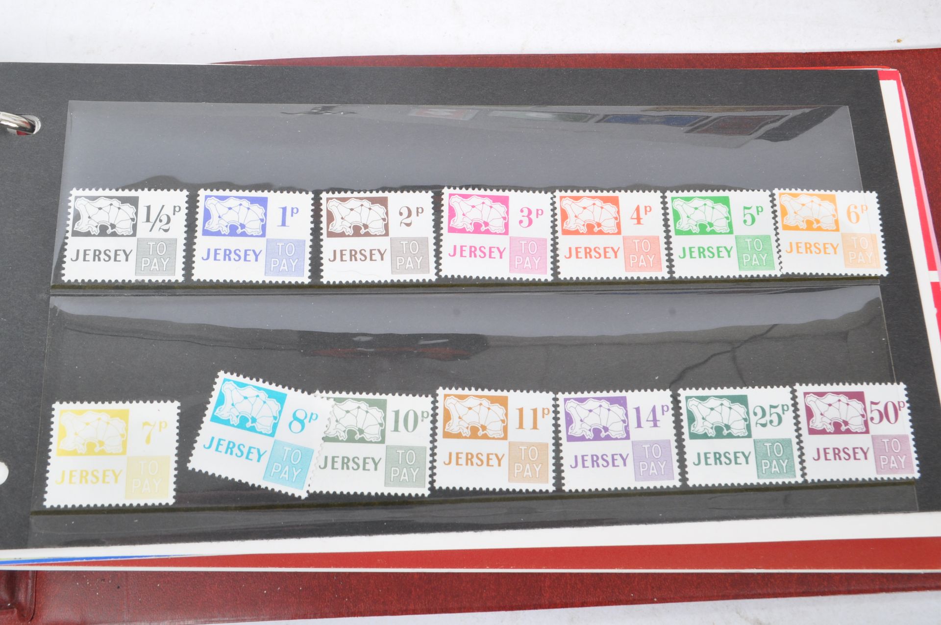 20TH CENTURY JERSEY & GUERNSEY PRESENTATION PACK STAMPS - Image 4 of 7
