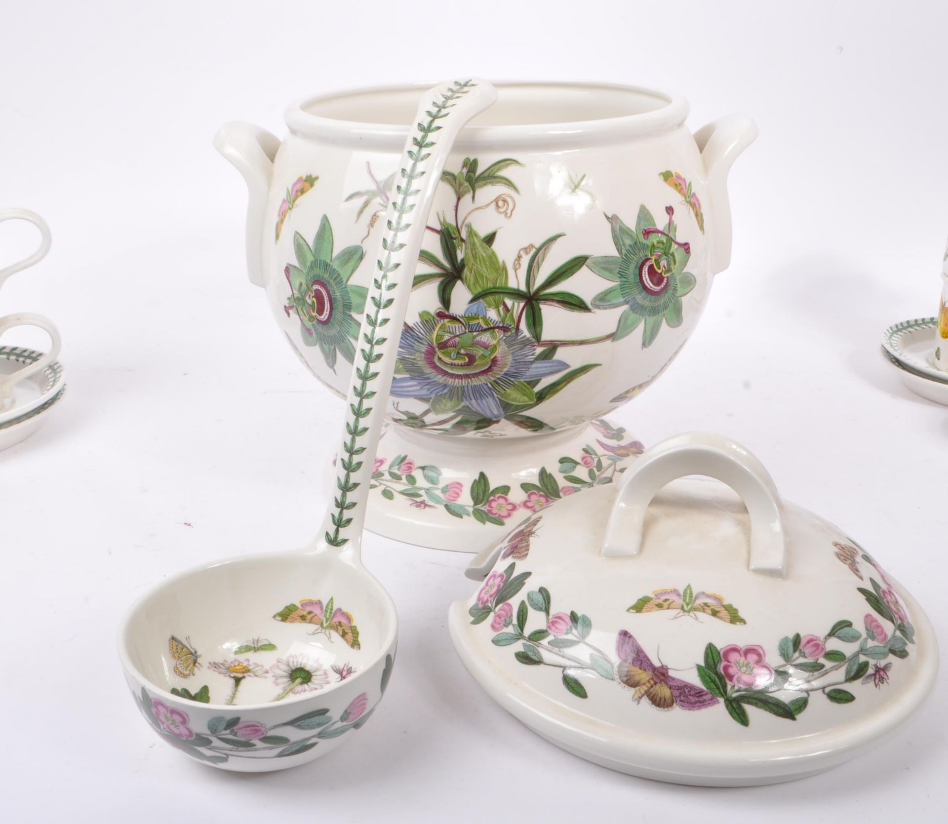 PORTMEIRION BOTANIC GARDEN TEA SERVICE W/ LARGE SOUP BOWL - Image 6 of 7