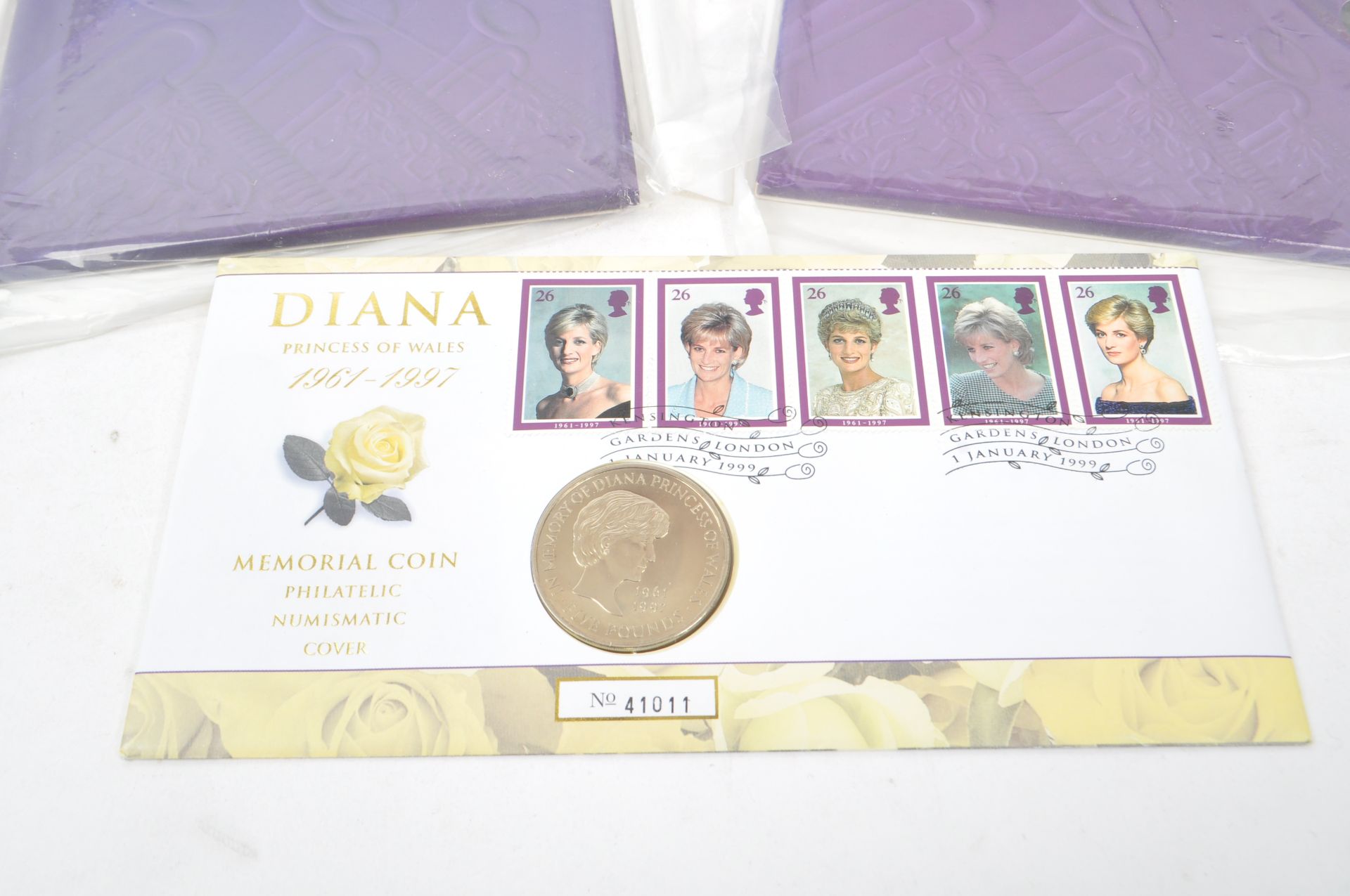 COLLECTION OF BRITISH COMMEMORATIVE COIN PACKS - Image 5 of 6
