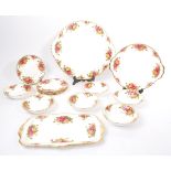 ROYAL ALBERT OLD COUNTRY ROSES - COLLECTION OF PLATE EXAMPLES