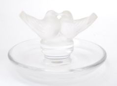 LALIQUE - 20TH CENTURY GLASS BIRDS IN CIRCULAR DISH