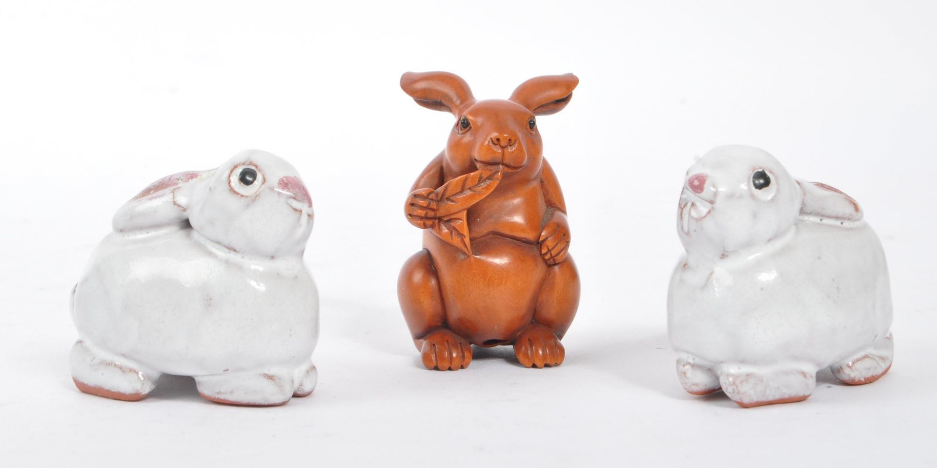 VINTAGE 20TH CENTURY JAPANESE NETSUKE RABBIT FIGURES