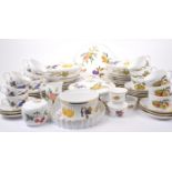 ROYAL WORCESTER - EVESHAM SIX PERSON TEA & DINNER SERVICE