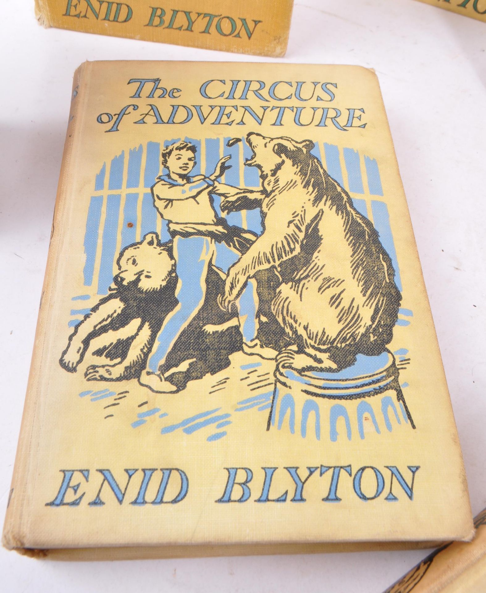 ENID BLYTON - COLLECTION OF EIGHT MID CENTURY ADVENTURE BOOKS - Image 4 of 8