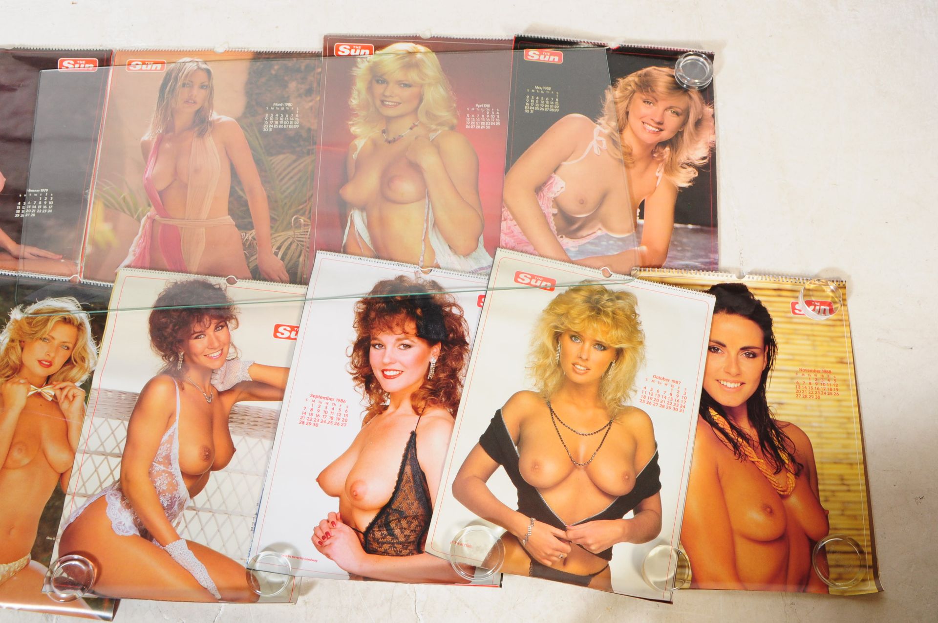 THE SUN - PAGE 3 - COLLECTION OF EROTIC CALENDARS - Bild 9 aus 10
