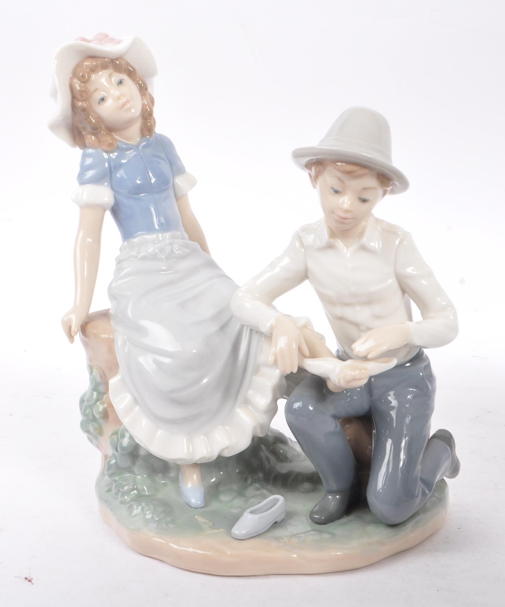 NAO BY LLADRO - COLLECTION OF FIVE PORCELAIN FIGURES - Image 6 of 9