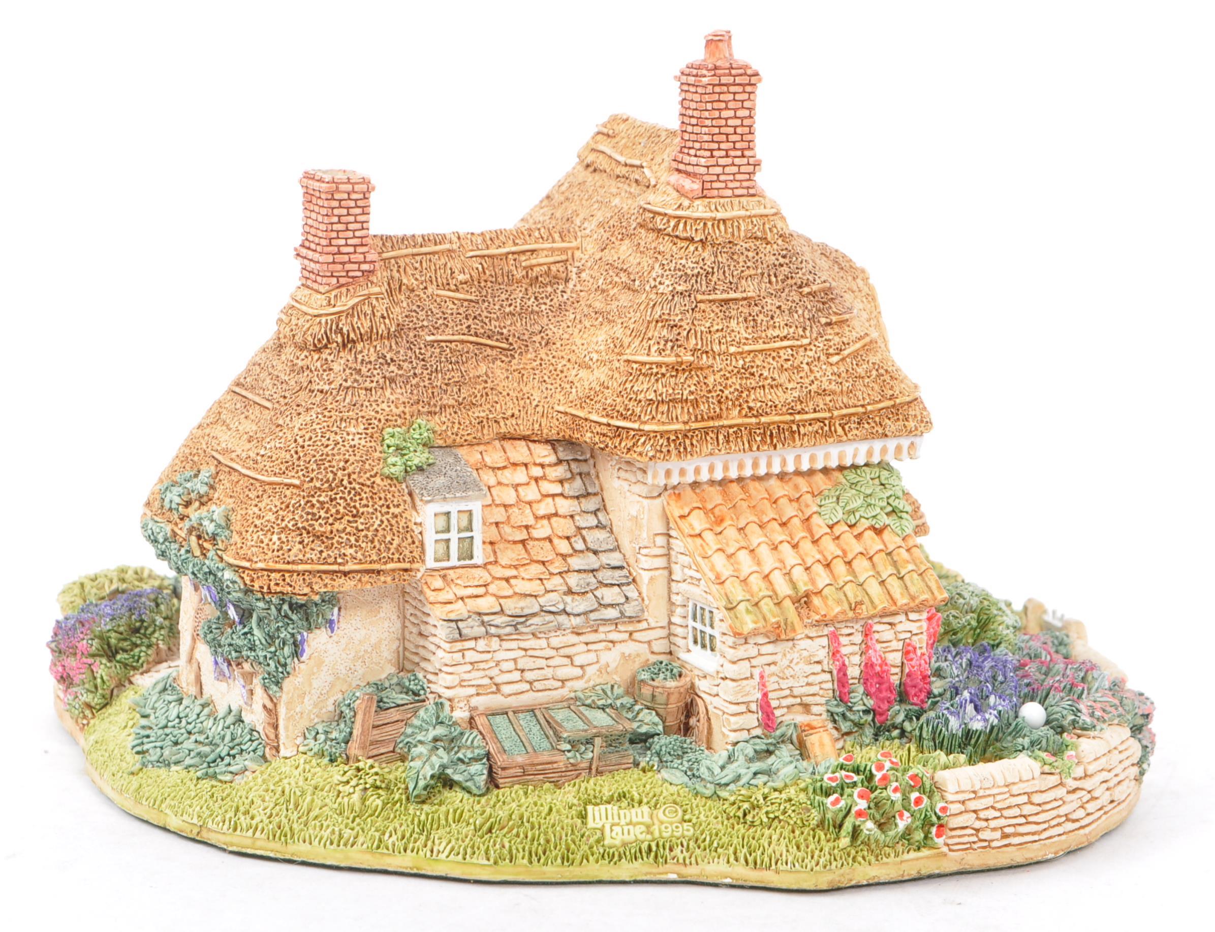 LILLIPUT LANE - COLLECTION OF BOXED RESIN HOUSE FIGURINES - Bild 3 aus 7