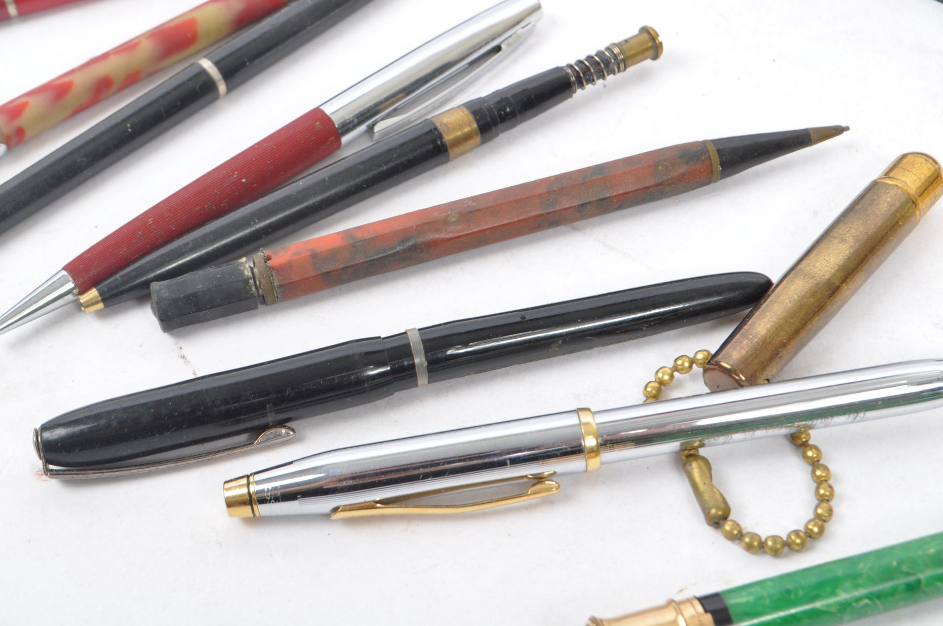 COLLECTION OF 20TH CENTURY PENS AND PENCILS - Bild 6 aus 7