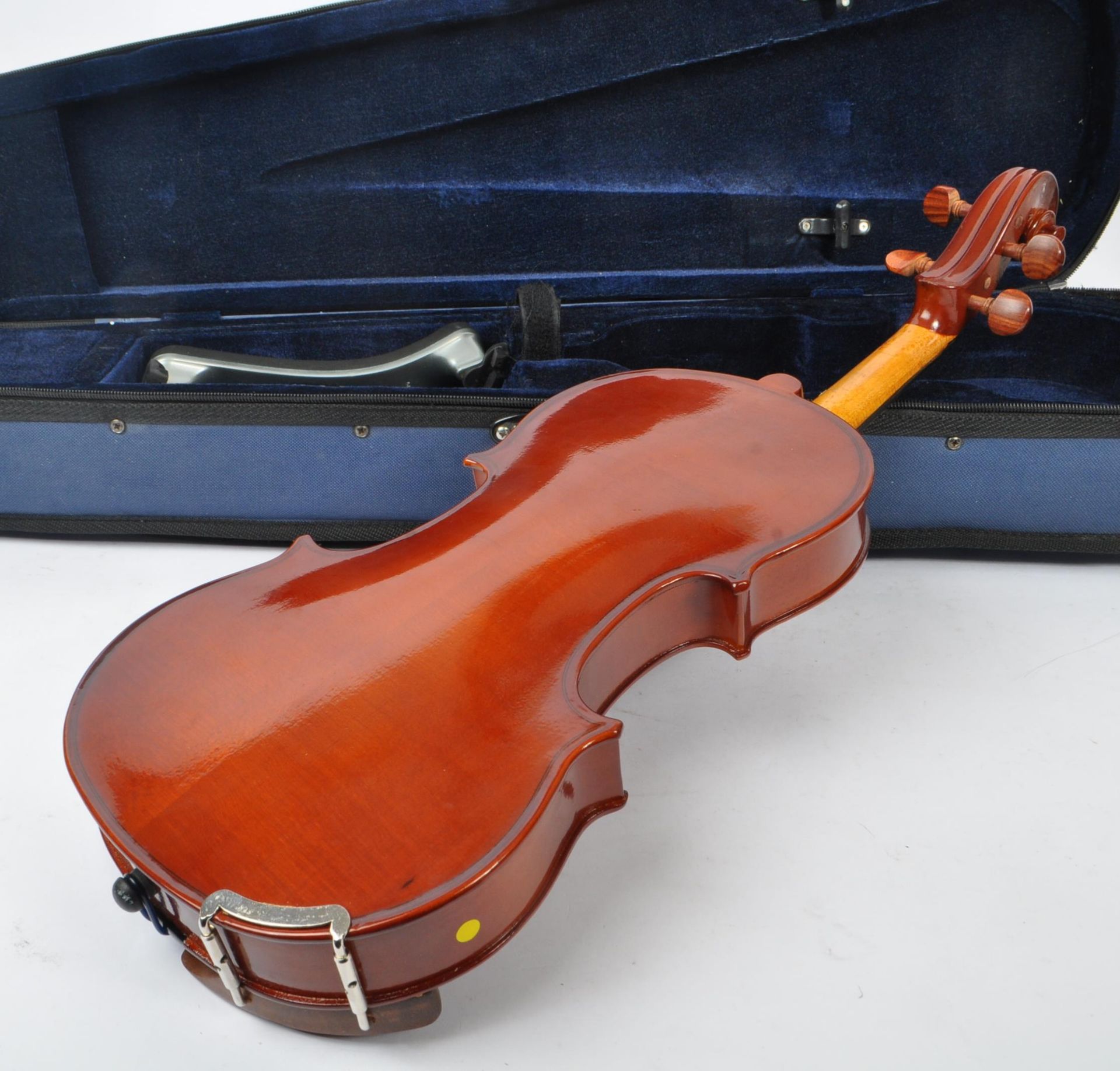 PRIMAVERA - 3/4 SIZE STUDENT VIOLIN WITH BOW & CASE - Image 5 of 5