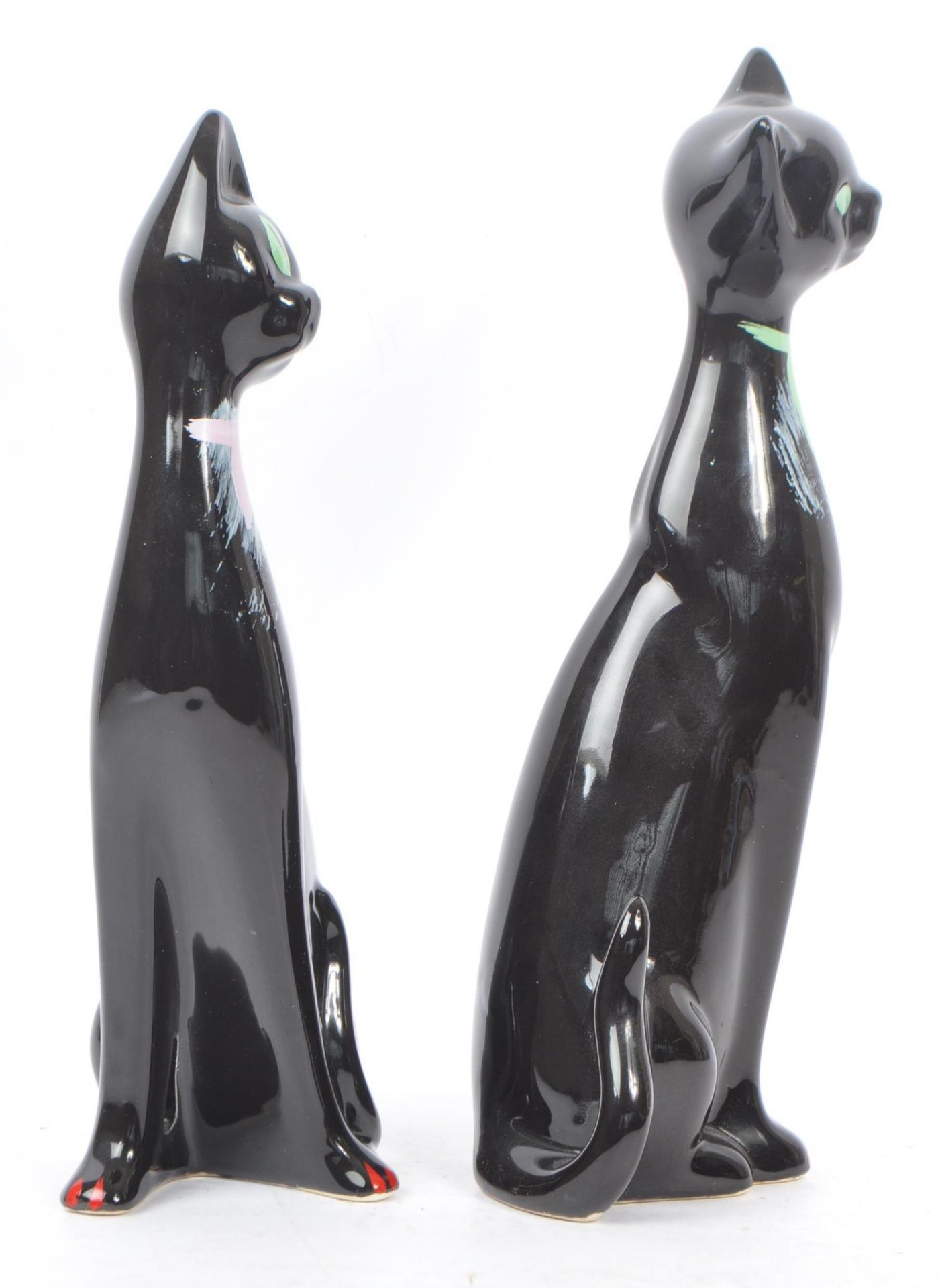 PAIR OF CONTEMPORARY CERAMIC POTTERY CAT FIGURES - Image 2 of 7