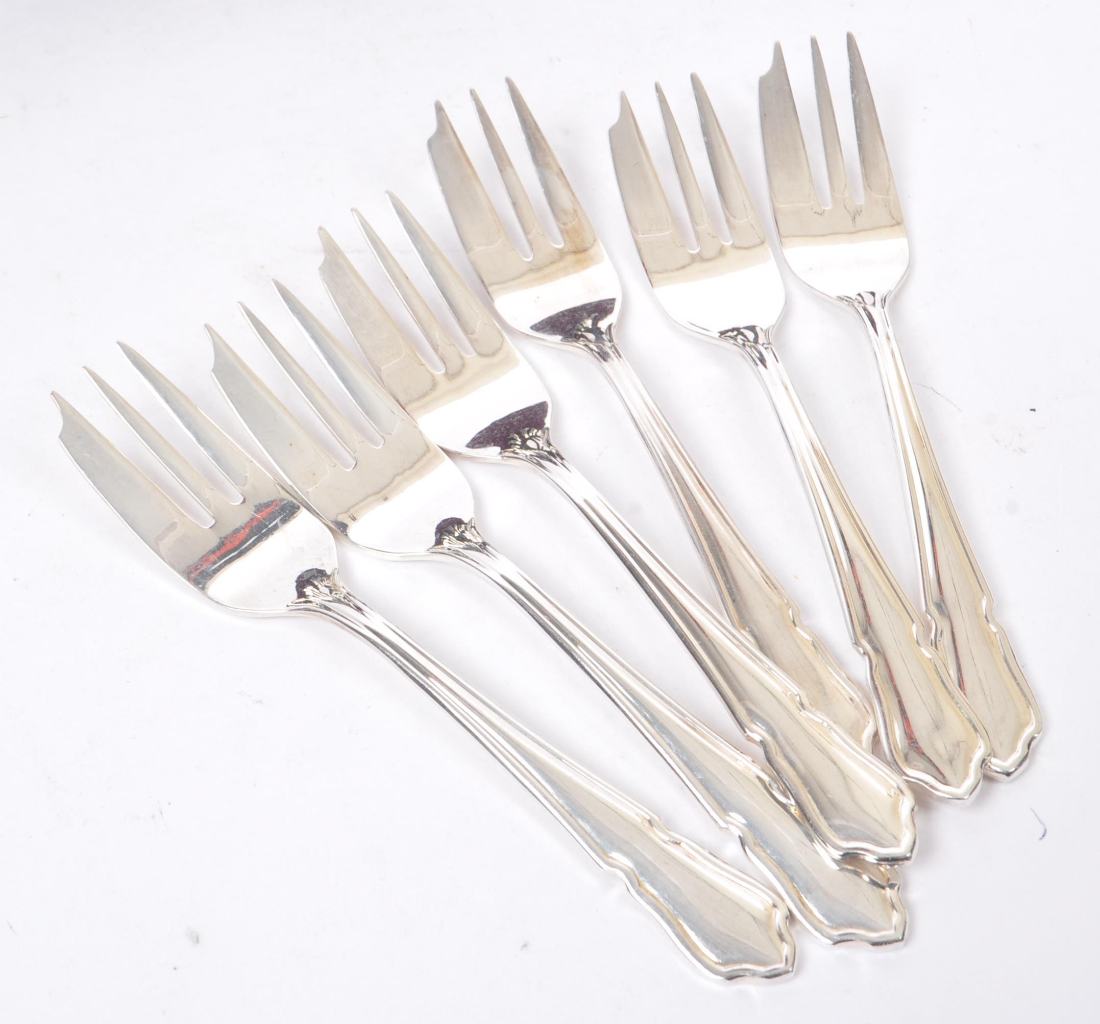 HOUSLEY & SONS - FORTY FIVE PIECE CANTEEN OF CUTLERY - Image 7 of 10