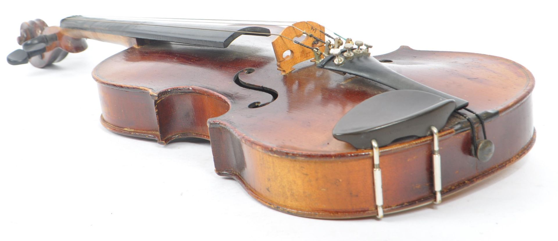 20TH CENTURY 4/4 VIOLIN WITH TWO BOWS AND CASE - Bild 6 aus 10