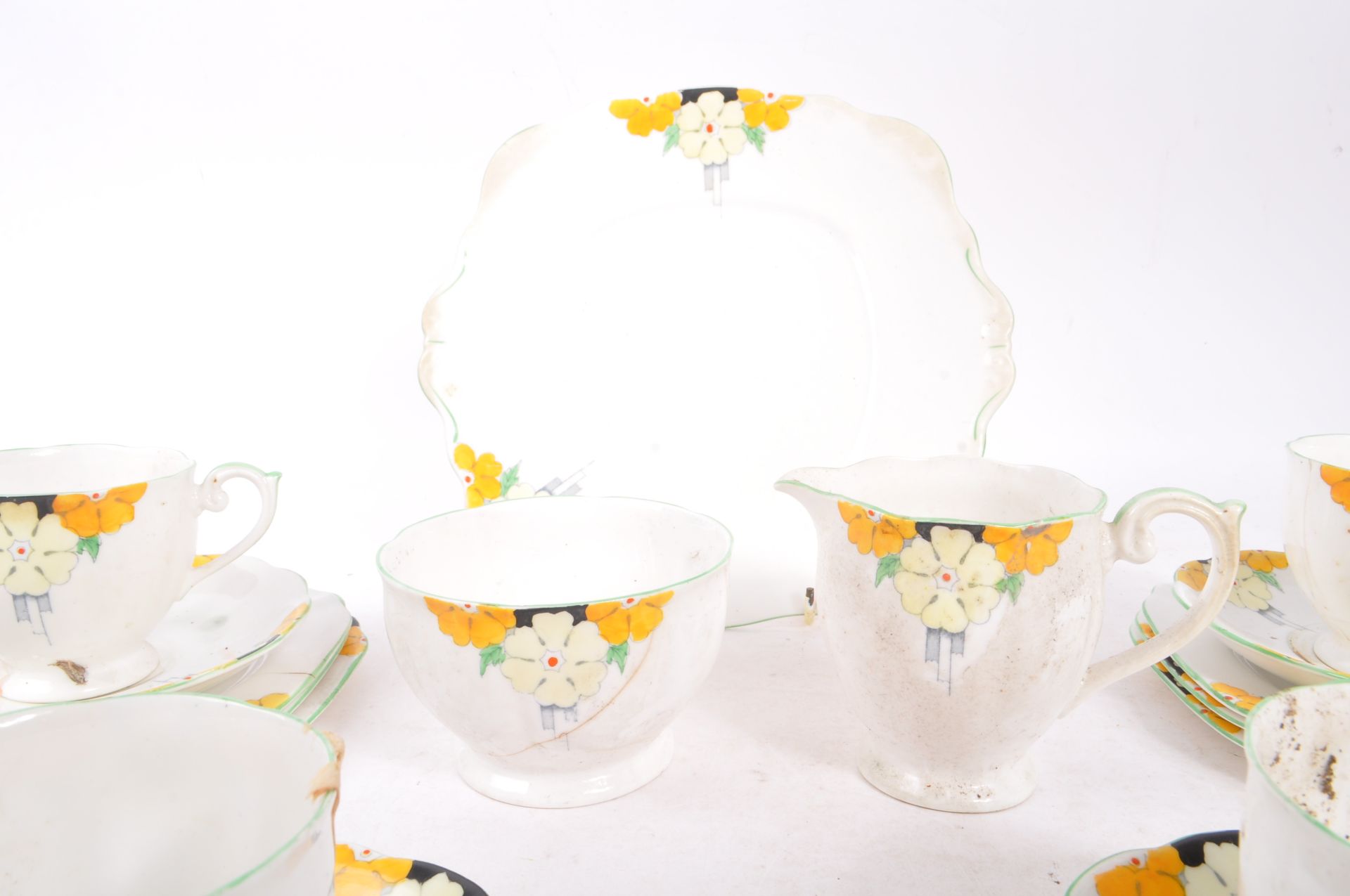 BELL CHINA - 1930S ART DECO PART TEA SERVICE - Image 2 of 5