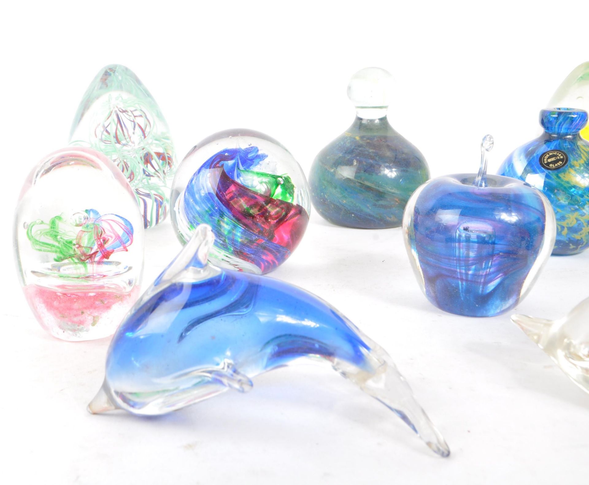 MDINA - COLLECTION OF 20TH CENTURY GLASS PAPERWEIGHTS - Image 3 of 10