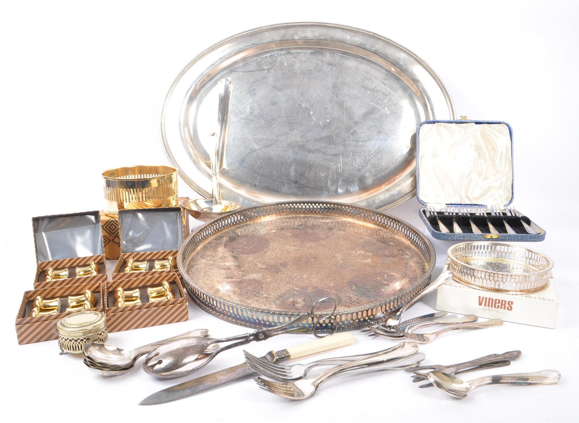COLLECTION OF VINTAGE 20TH CENTURY SILVER PLATE ITEMS