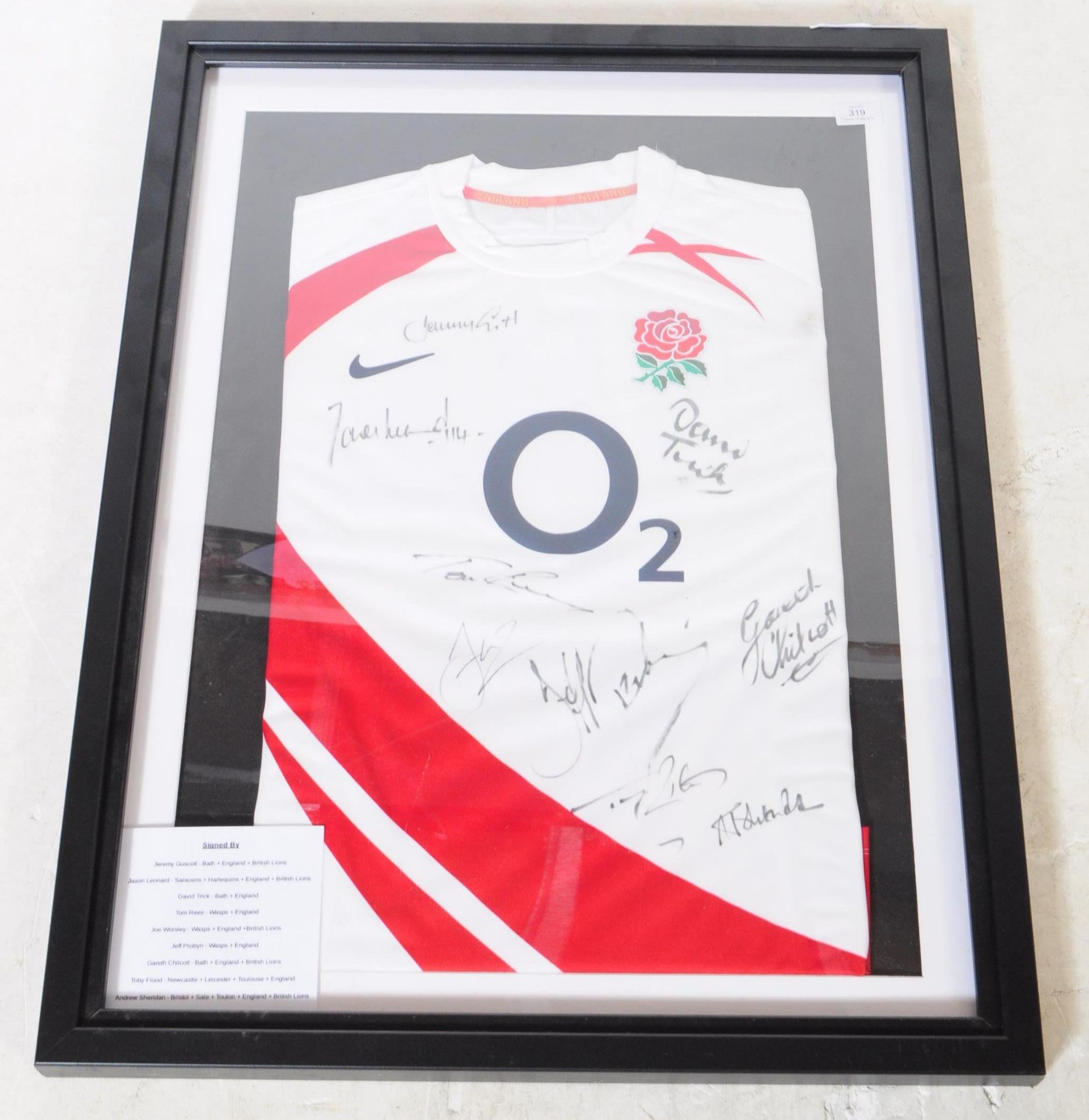 SPORTING INTEREST - SIGNED ENGLAND RUGBY SHIRT IN FRAME