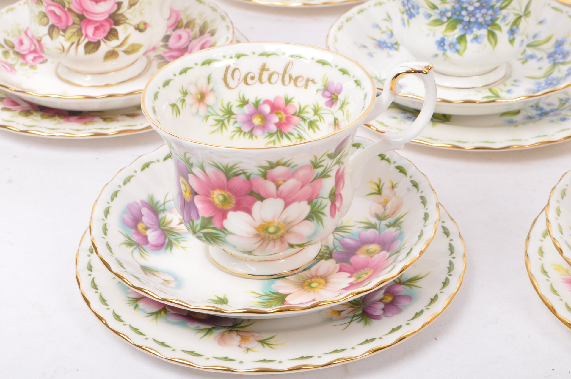 ROYAL ALBERT - FLOWER OF THE MONTH SERIES TEACUPS - Image 7 of 8