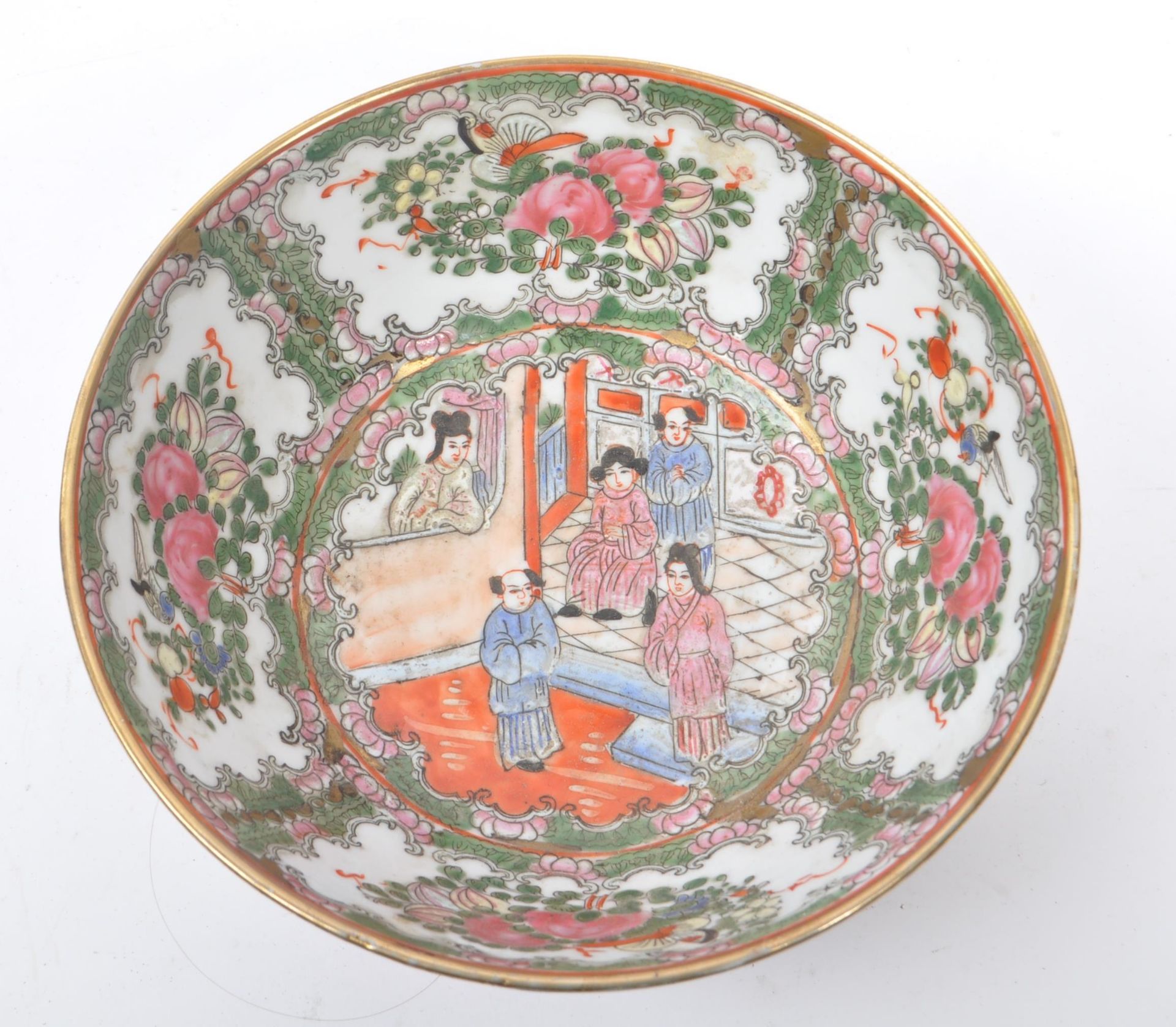 19TH CENTURY CHINESE PORCELAIN FAMILLE ROSE BOWL - Image 2 of 9