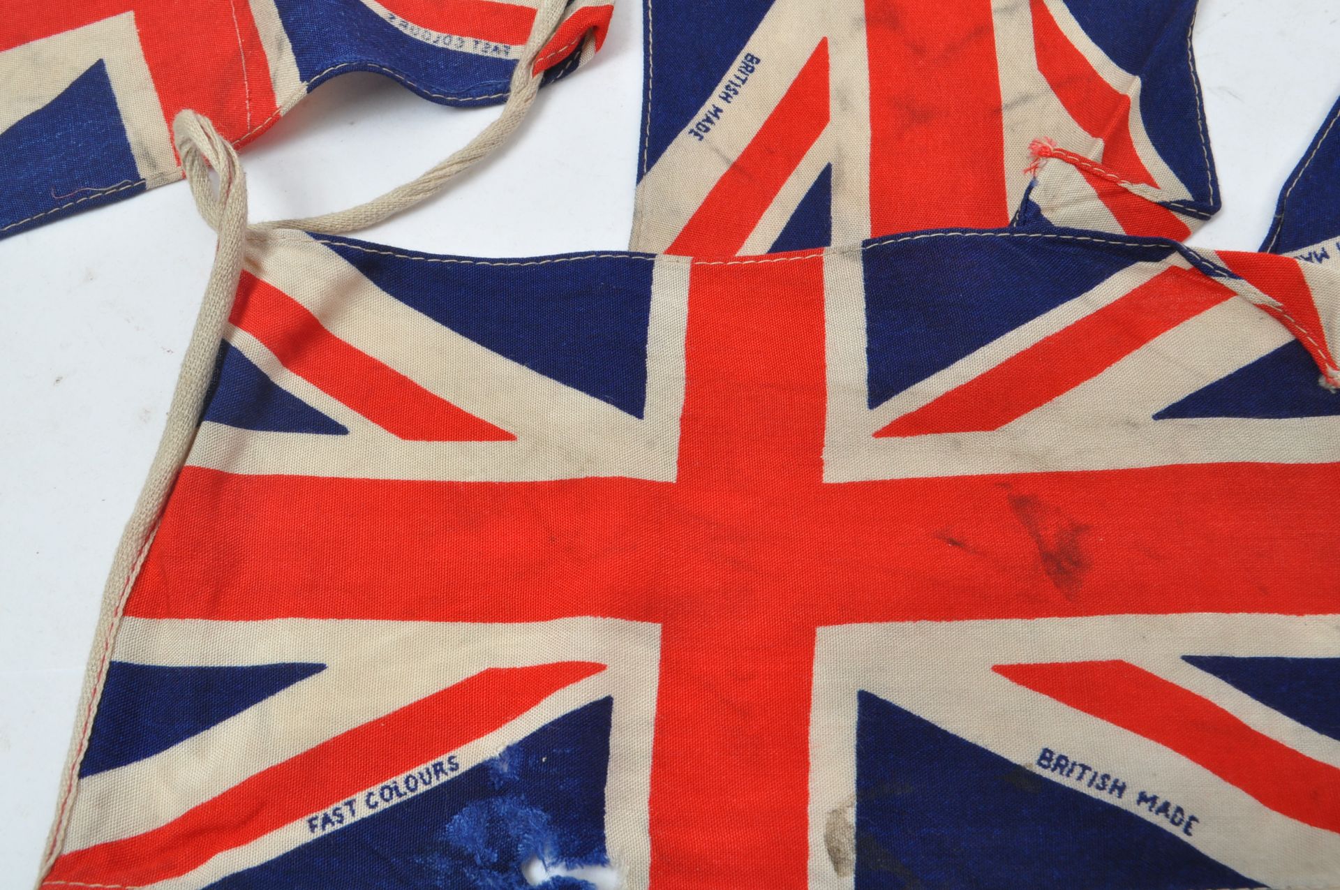 20TH CENTURY 1940S UNION JACK BRITISH FLAG BUNTING - Bild 4 aus 4