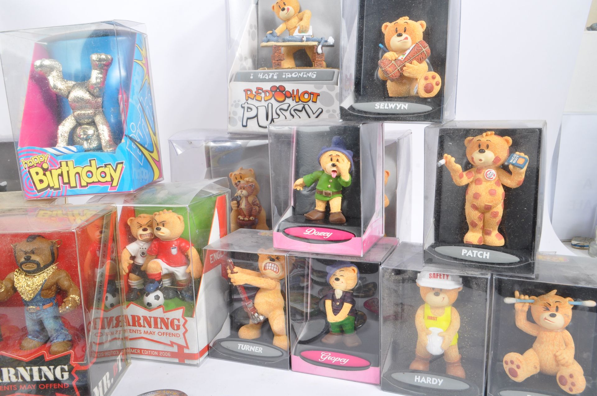 COLLECTION OF BOXED BAD TASTE BEARS FIGURES - Bild 5 aus 11