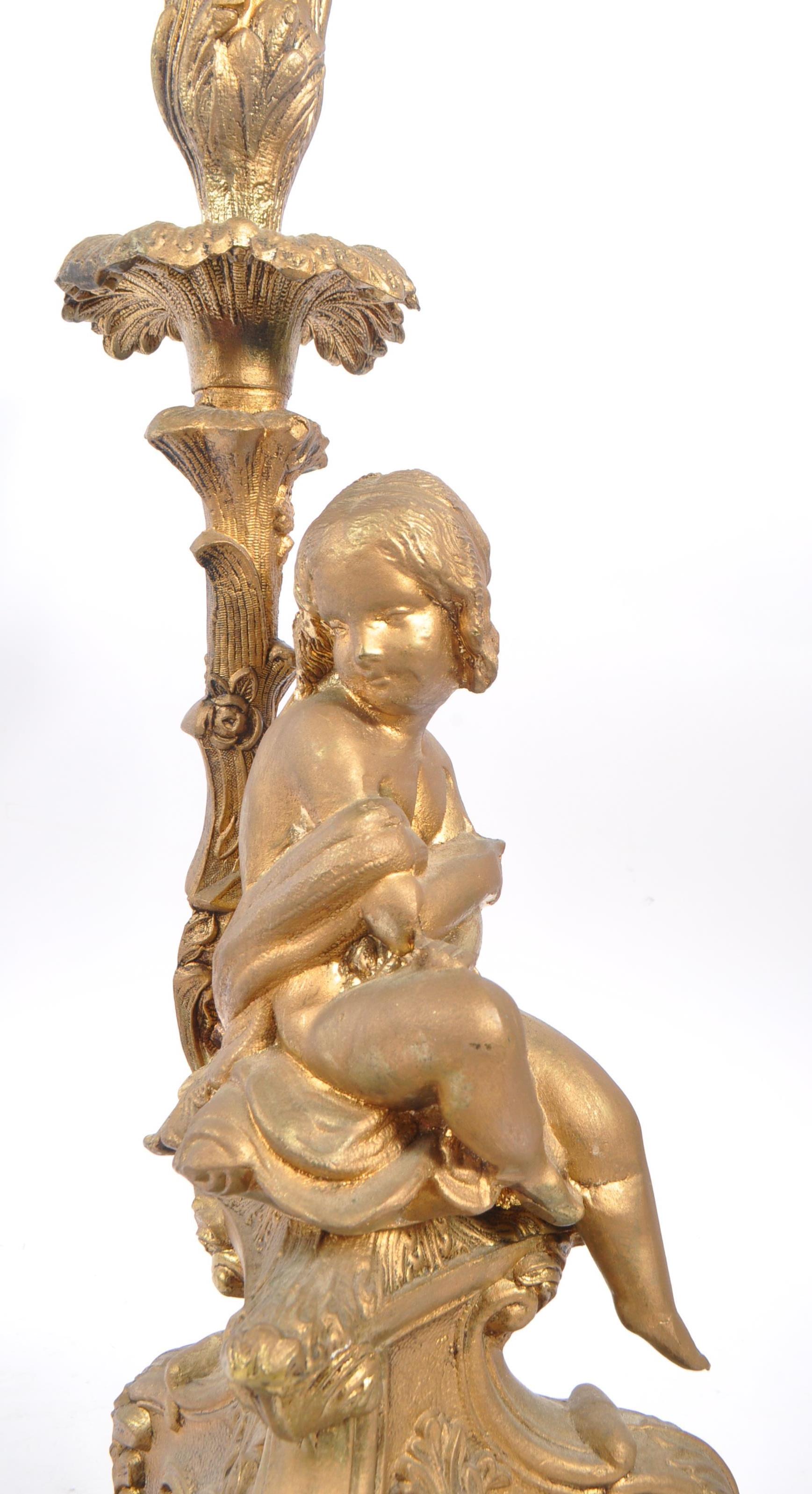 EARLY 20TH CENTURY NEOCLASSICAL GILT TABLE LAMP - Image 2 of 7