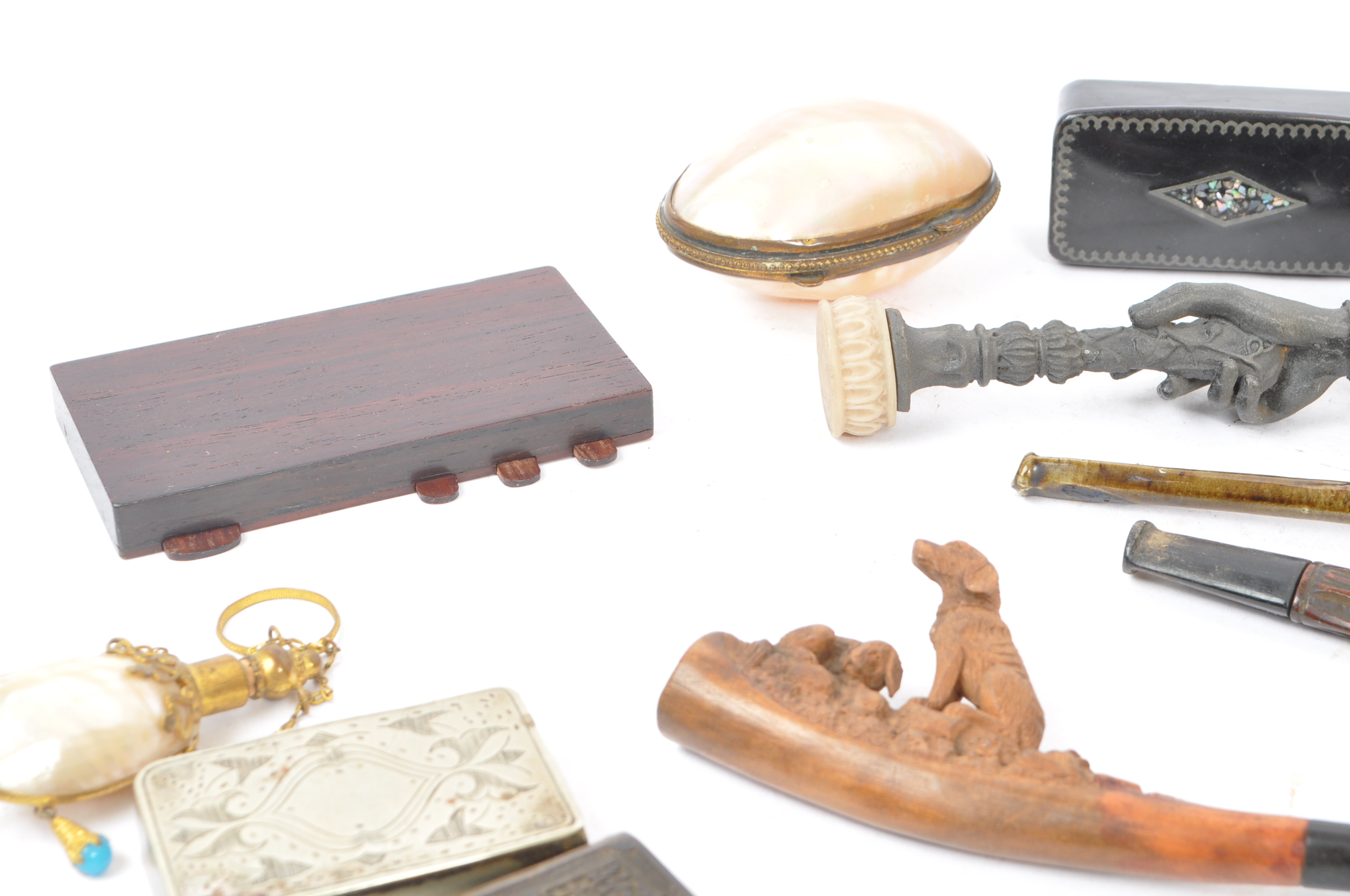 COLLECTION OF 19TH CENTURY SMOKING PIPES W OTHER ITEMS - Image 10 of 10