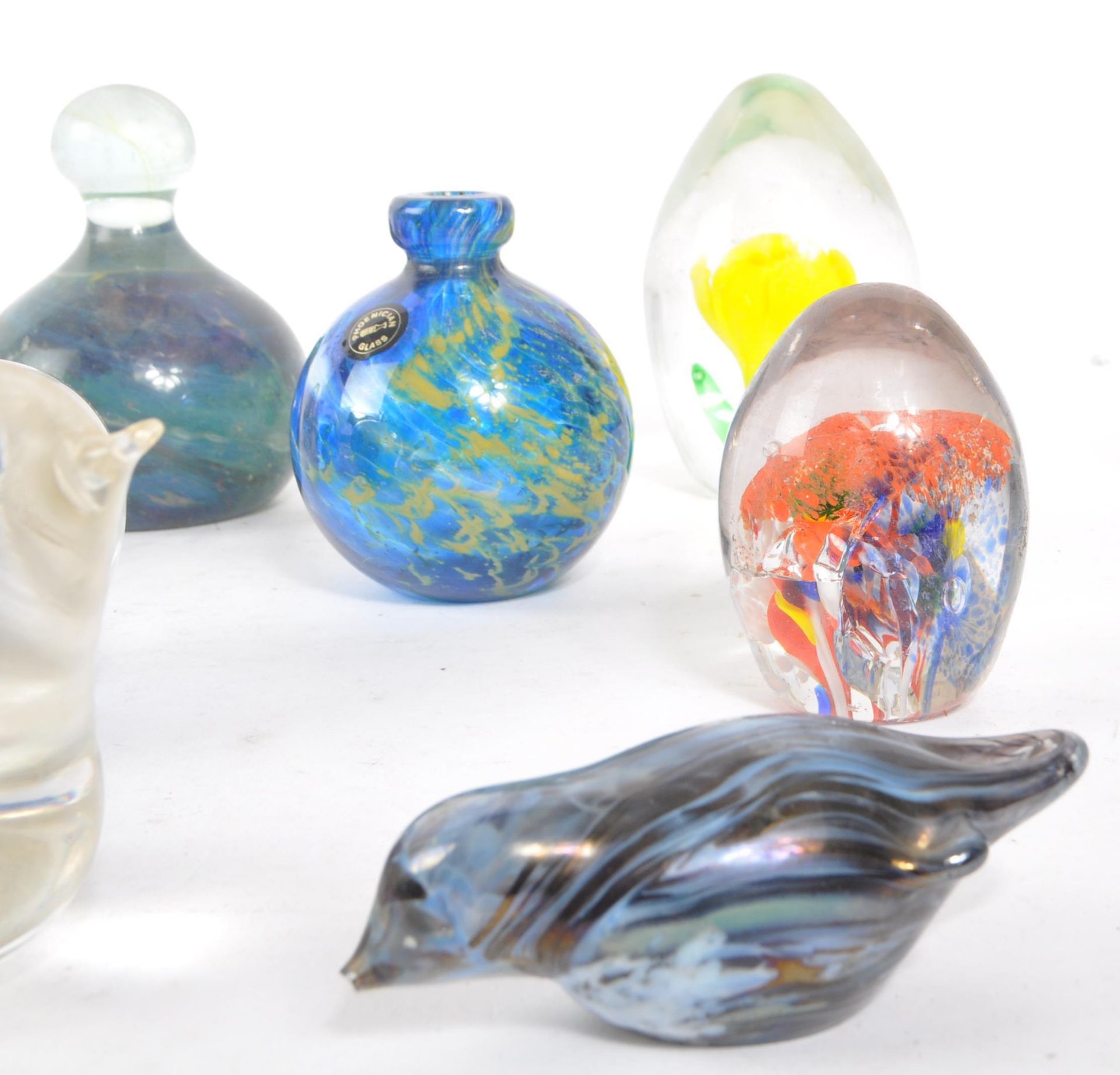 MDINA - COLLECTION OF 20TH CENTURY GLASS PAPERWEIGHTS - Image 5 of 10