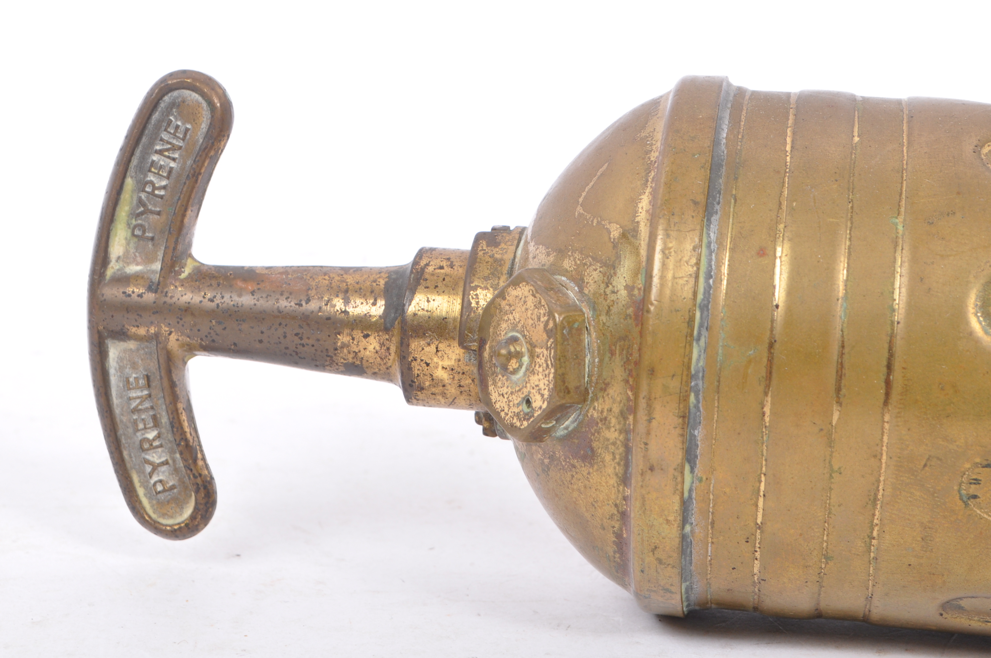 COLLECTION OF 20TH CENTURY BRASS DECORATIVE CURIOS - Image 8 of 8